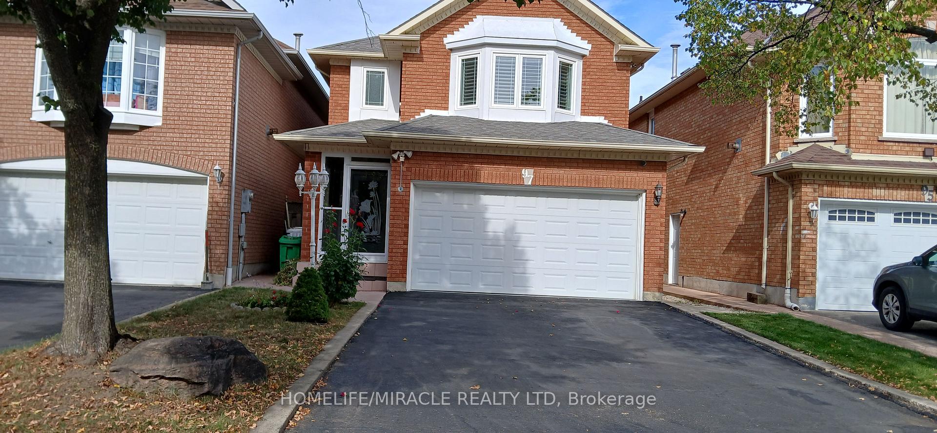 Photo 1 of 97 Wildberry Crescent, Brampton, Sandringham-Wellington — HOMEH