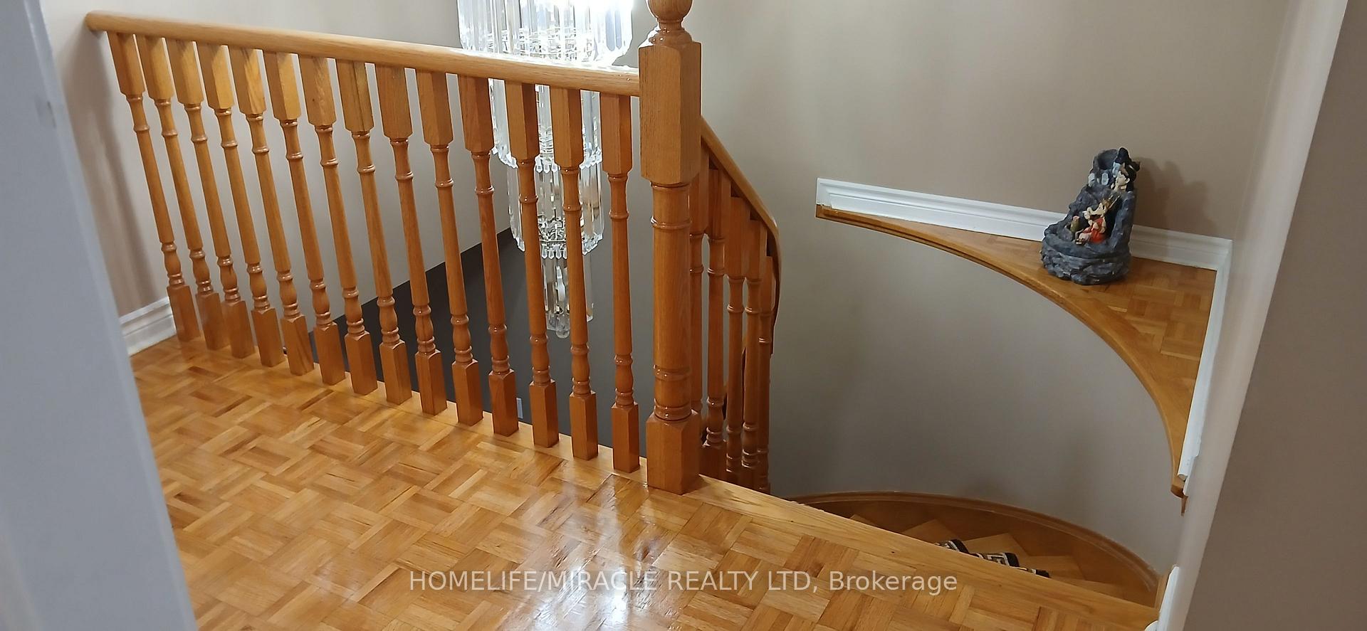 Photo 13 of 97 Wildberry Crescent, Brampton, Sandringham-Wellington — HOMEH
