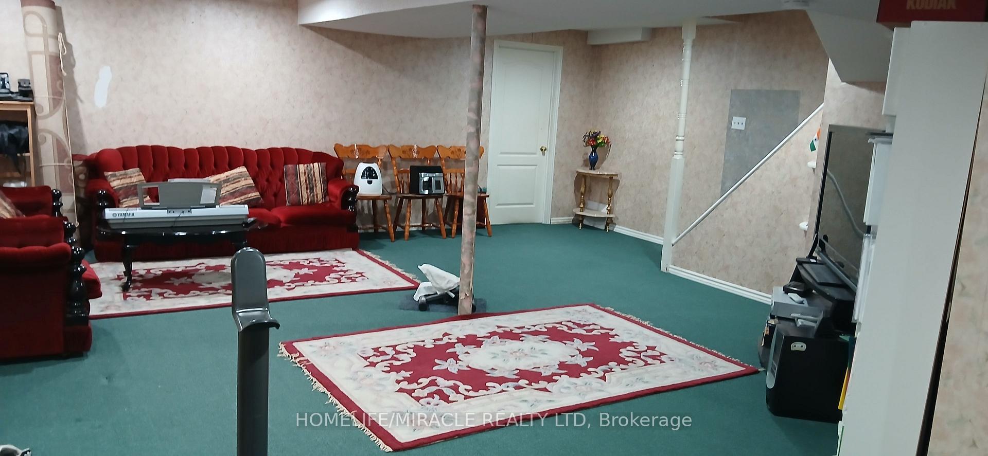 Photo 20 of 97 Wildberry Crescent, Brampton, Sandringham-Wellington — HOMEH