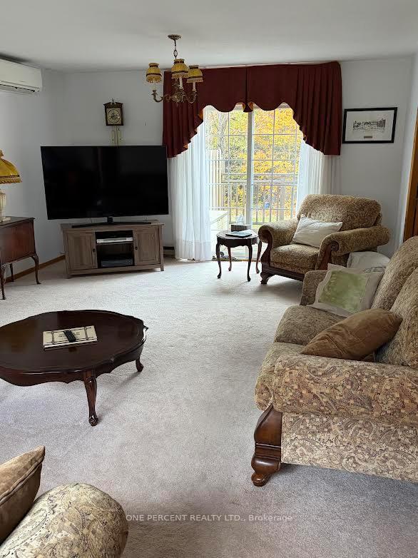 Photo 5 of 40 Golf Course Road, Bracebridge, Macaulay — HOMEH