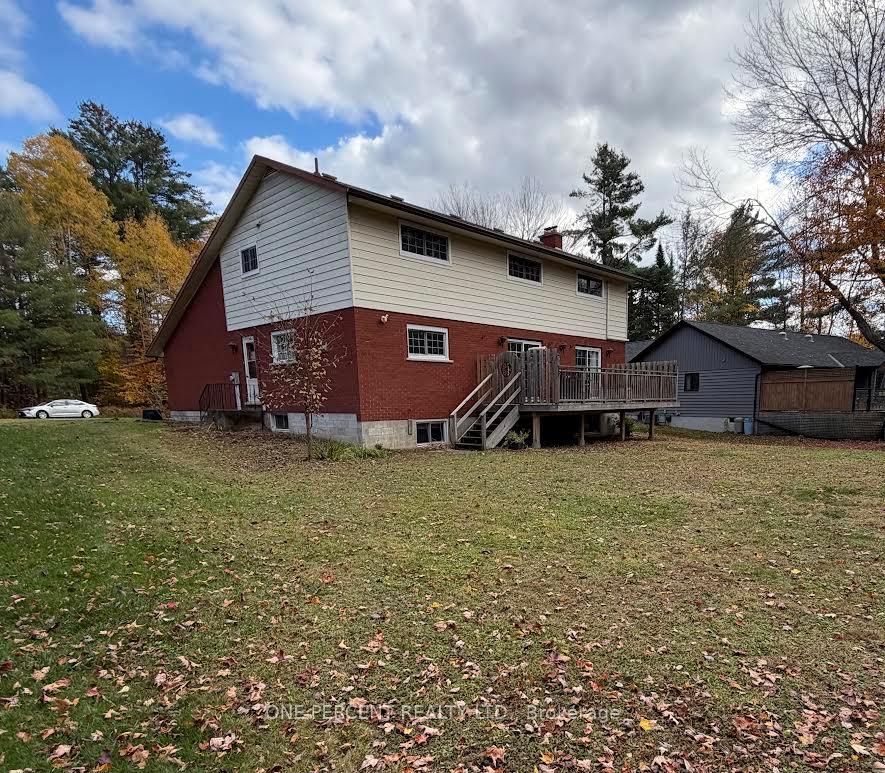 Photo 41 of 40 Golf Course Road, Bracebridge, Macaulay — HOMEH