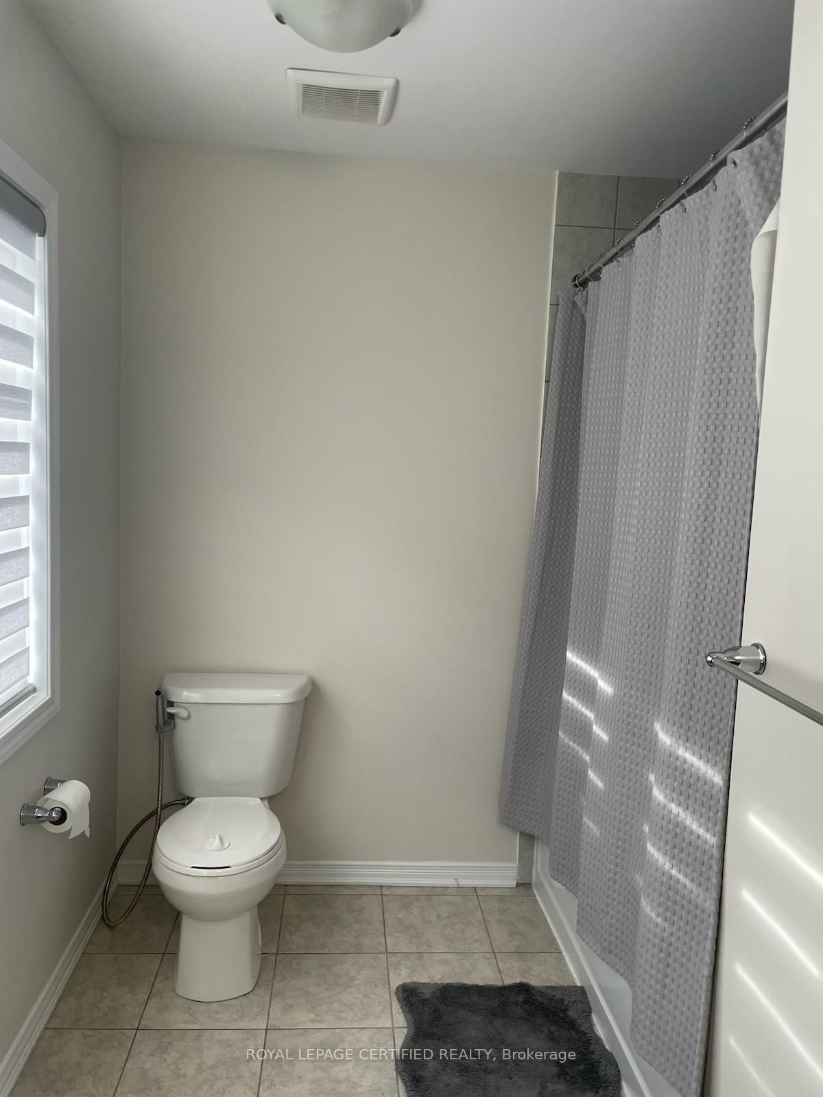 Photo 14 of 15 Cactus Crescent, Hamilton, Stoney Creek — HOMEH