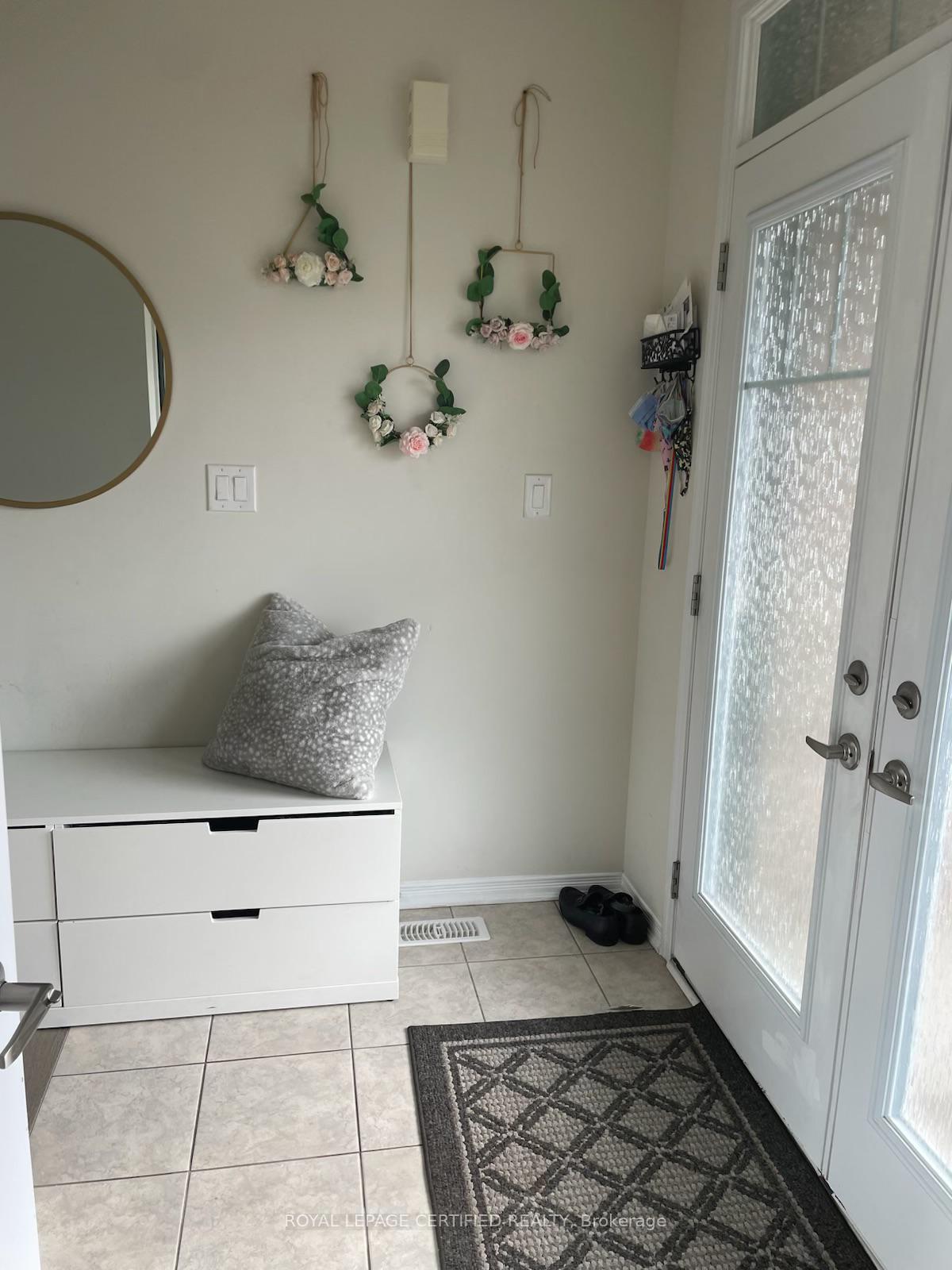 Photo 17 of 15 Cactus Crescent, Hamilton, Stoney Creek — HOMEH