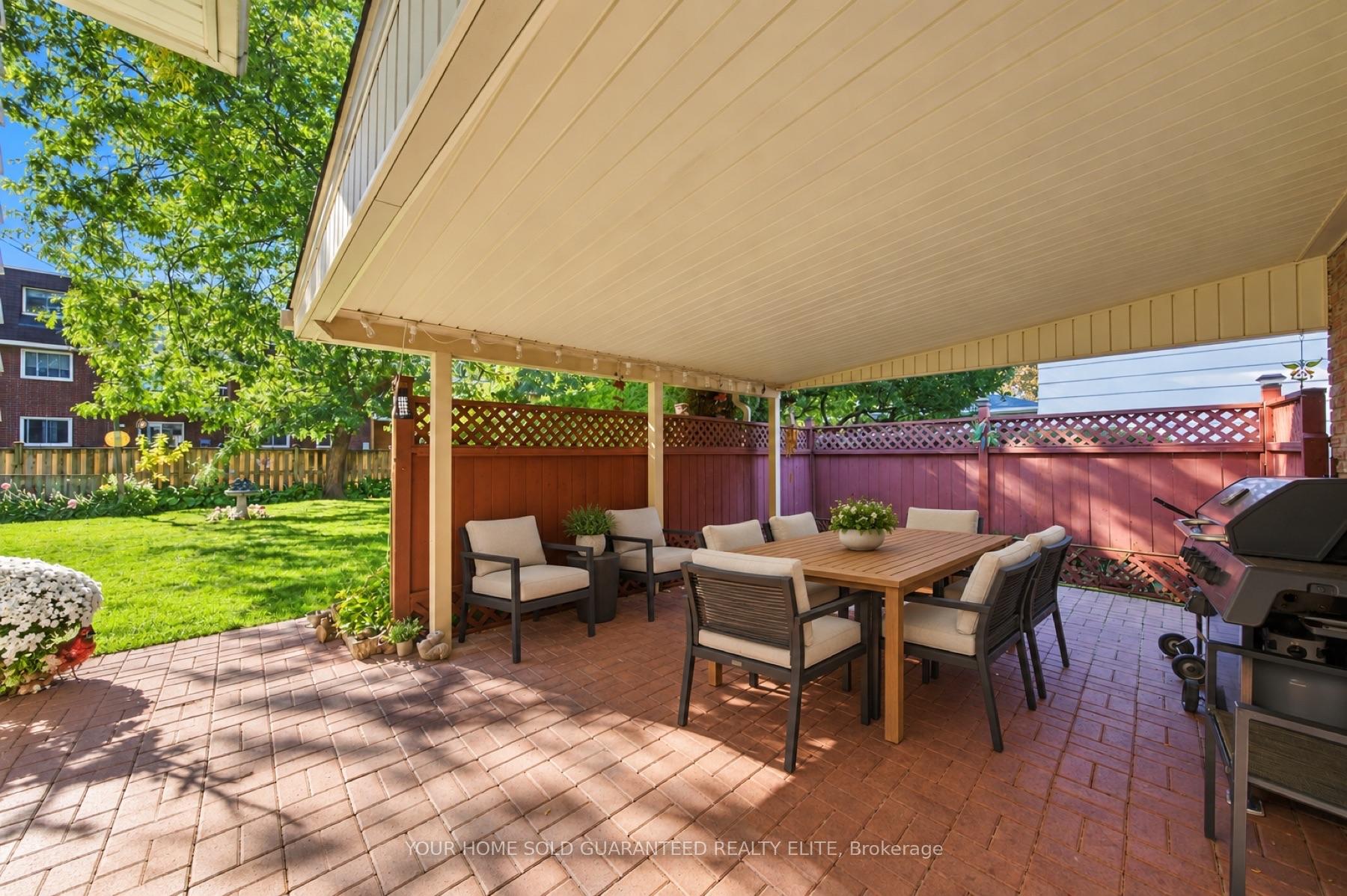 Photo 17 of 31 Bendingroad Crescent, St. Catharines, Lakeport — HOMEH