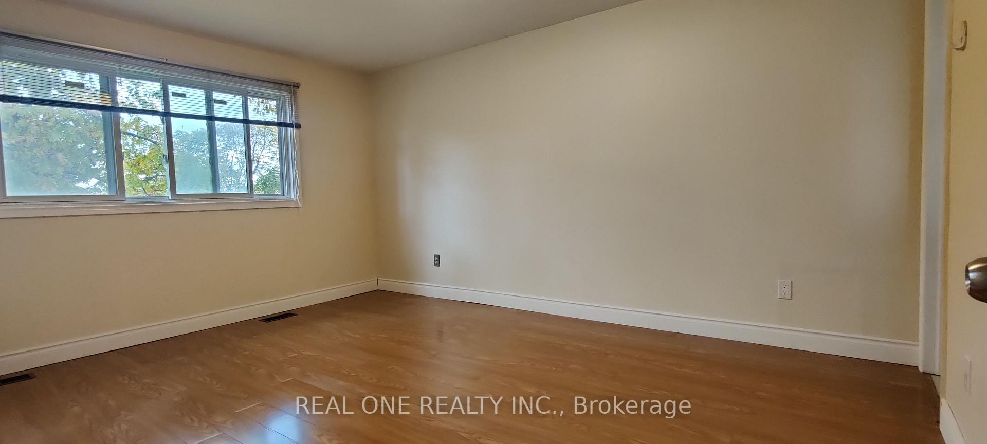 Photo 12 of Unit Upper, 93 Southdale Drive, Markham, Bullock — HOMEH