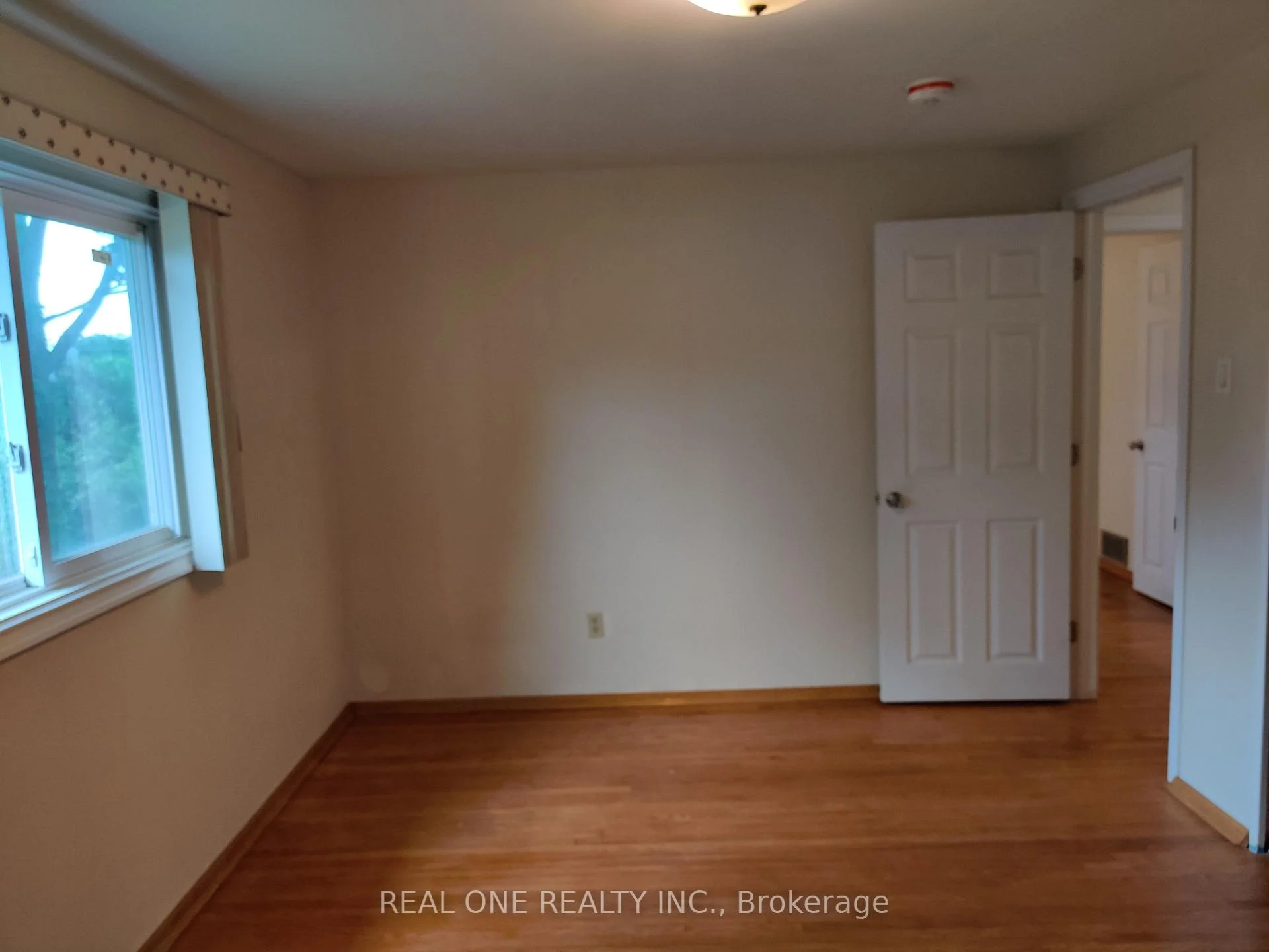 Photo 24 of Unit Upper, 93 Southdale Drive, Markham, Bullock — HOMEH