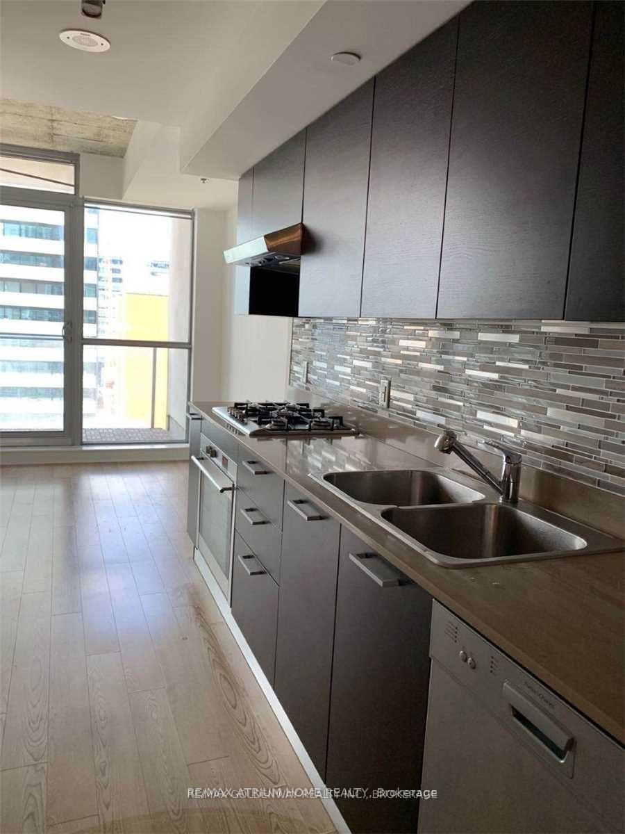 Photo 5 of Unit 1508, 375 King Street W, Toronto, Waterfront Communities — HOMEH