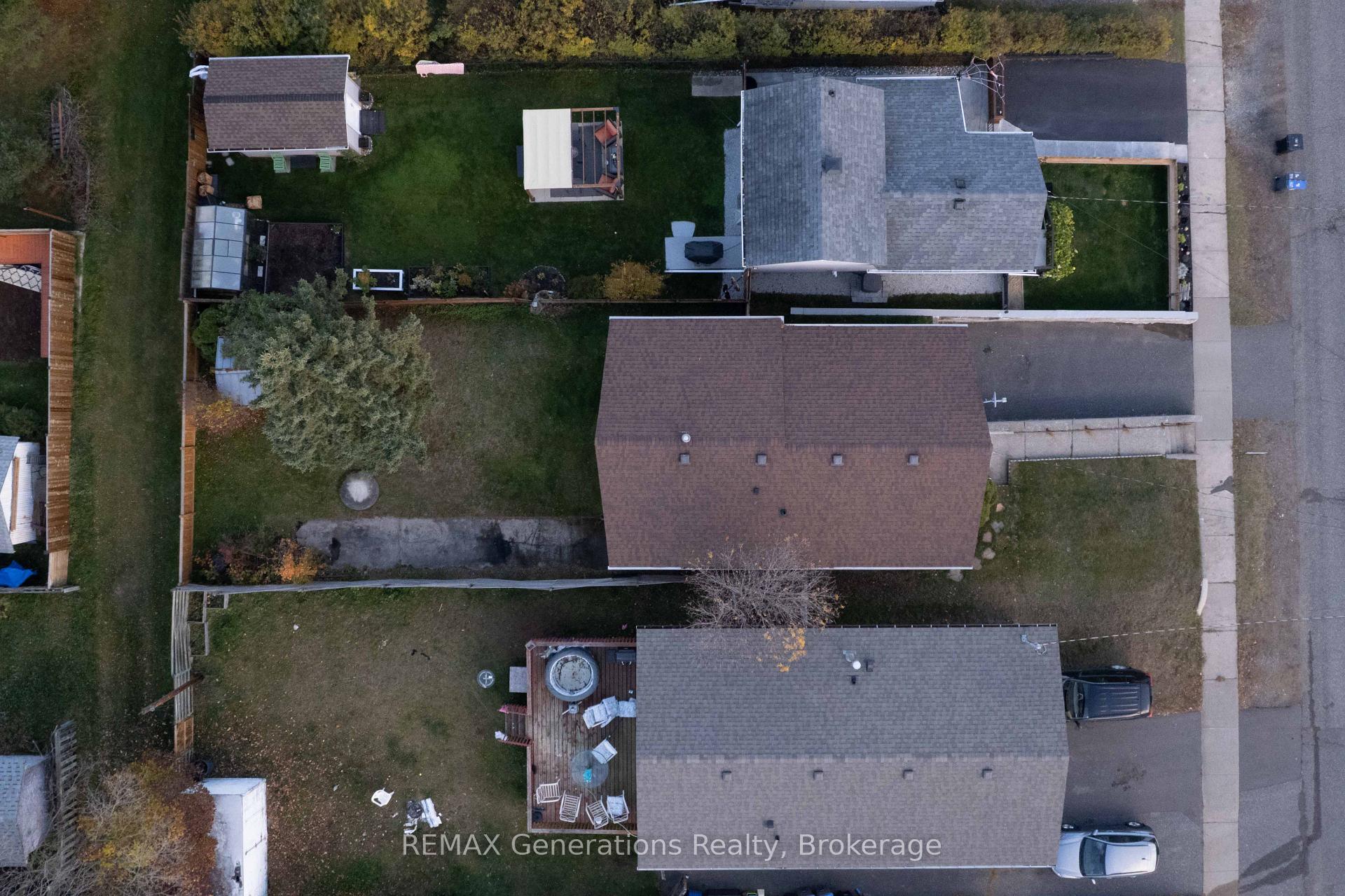 Photo 23 of 316 Rita Street, Thunder Bay, Current River — HOMEH