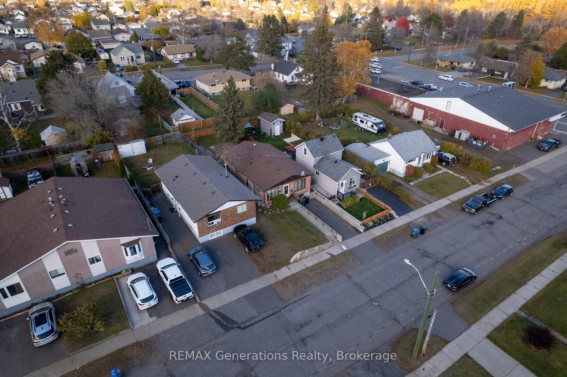 Photo 25 of 316 Rita Street, Thunder Bay, Current River — HOMEH