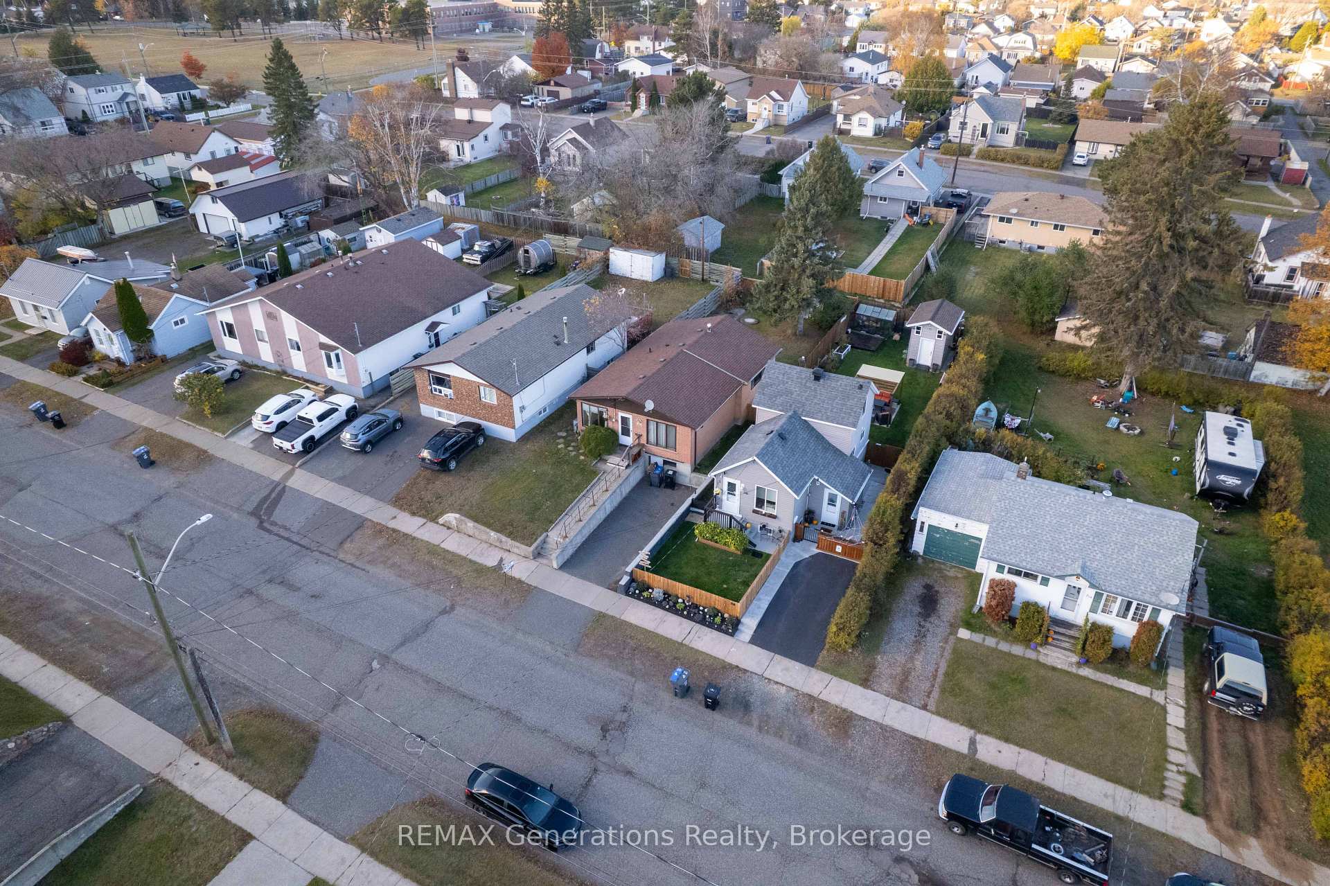 Photo 26 of 316 Rita Street, Thunder Bay, Current River — HOMEH