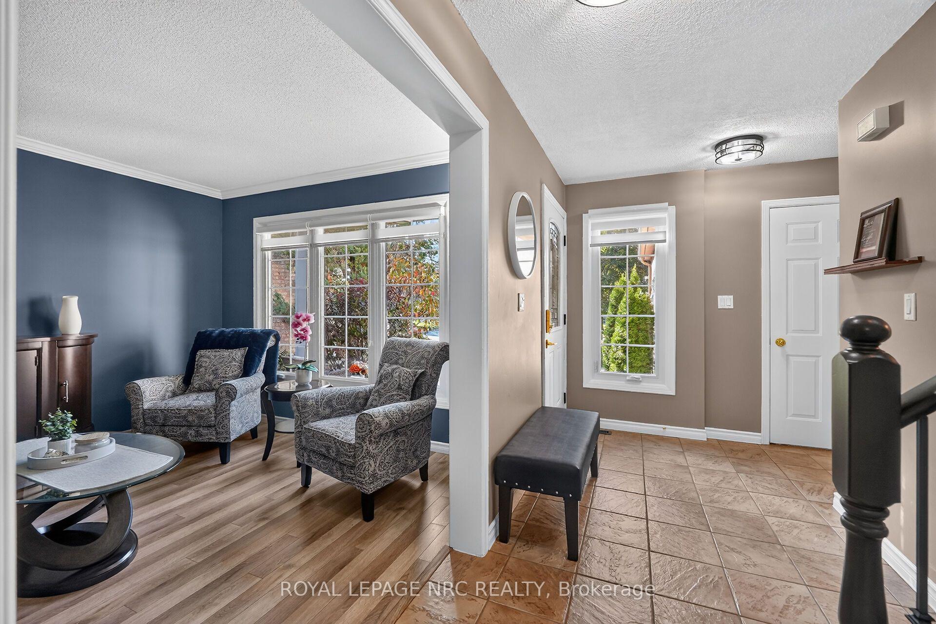 Photo 4 of 74 Sterling Street, St. Catharines, Rykert/Vansickle — HOMEH