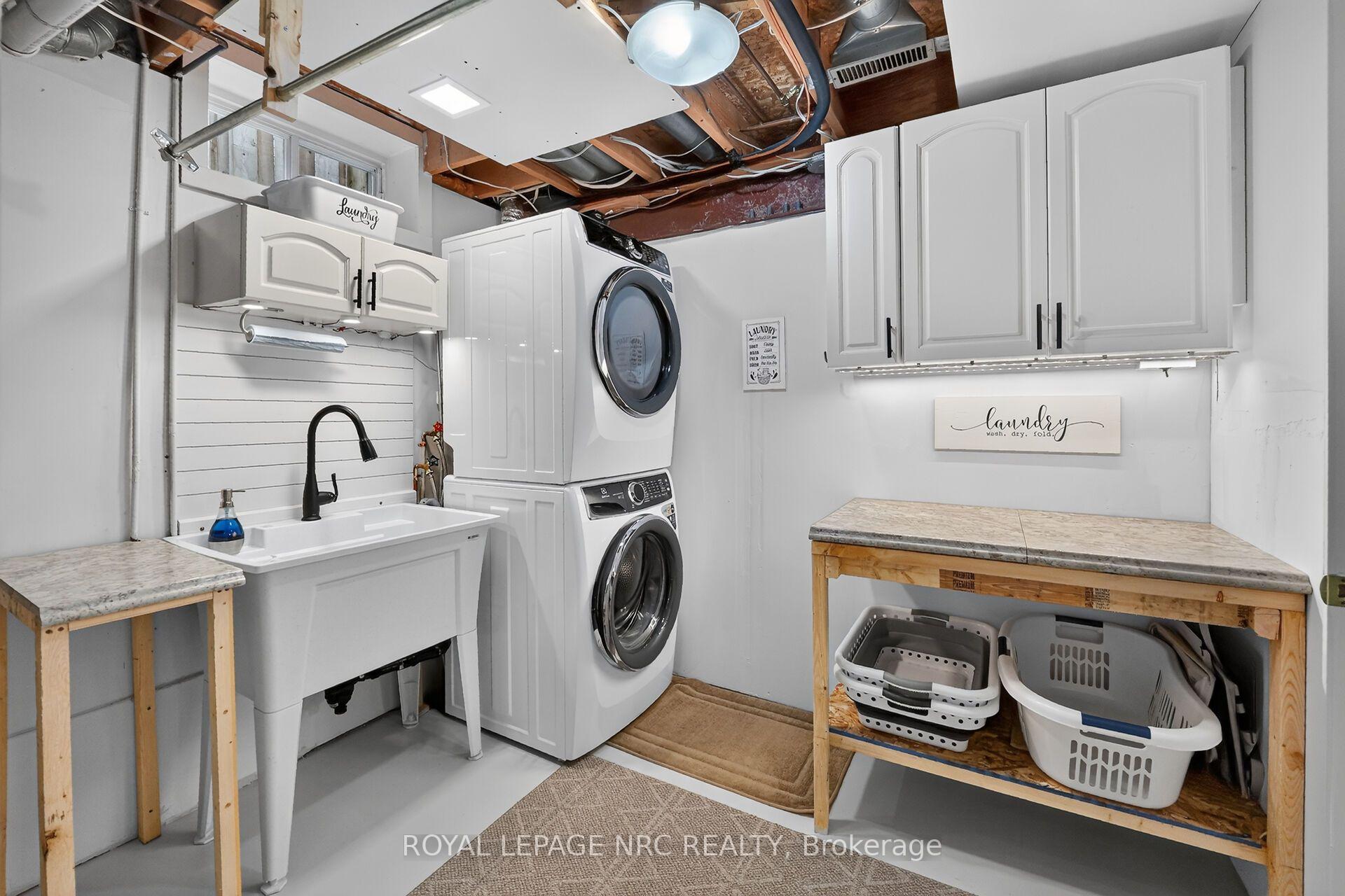 Photo 35 of 74 Sterling Street, St. Catharines, Rykert/Vansickle — HOMEH