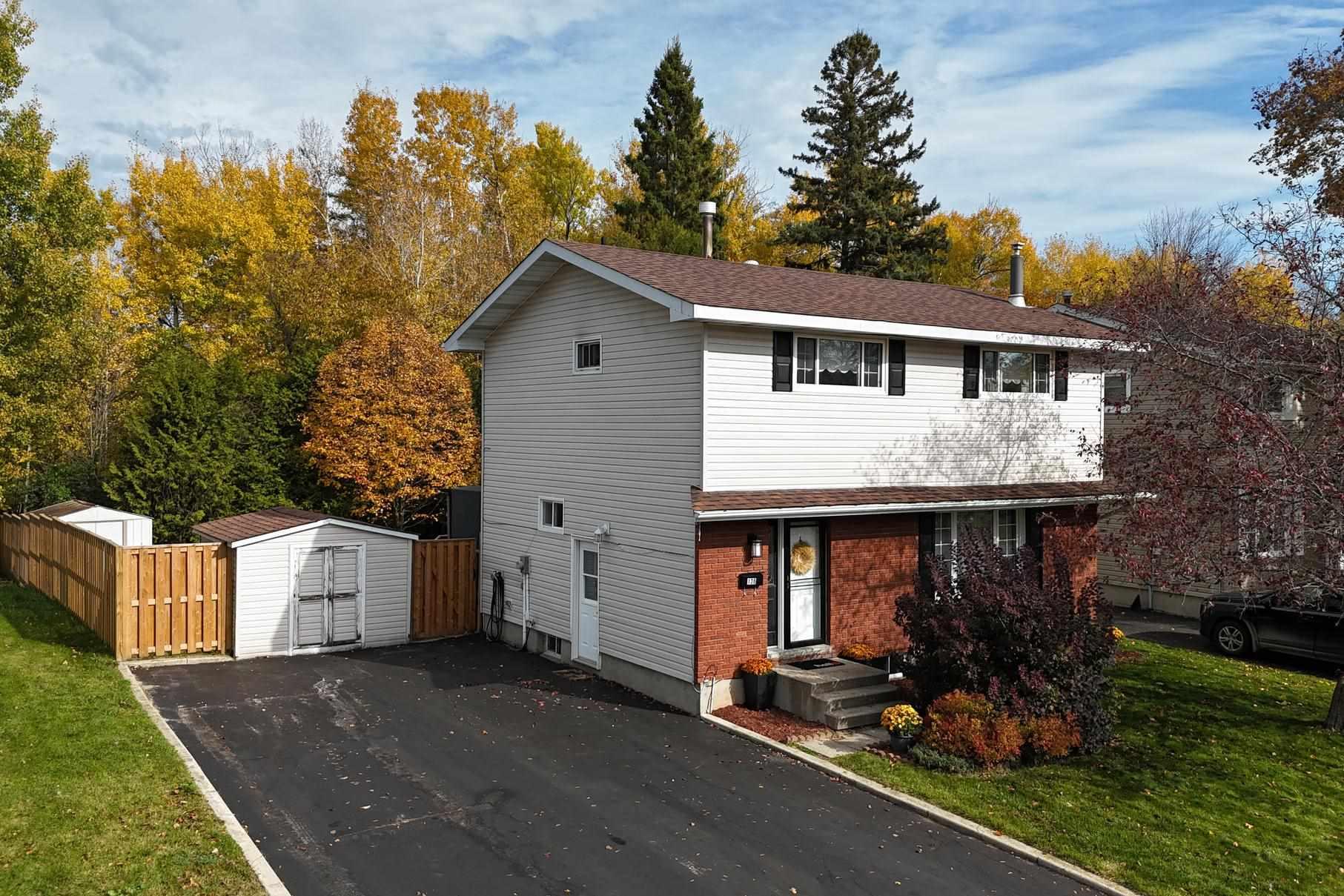 Photo 8 of 136 Glen Avenue, Sault Ste Marie, Ward 1 — HOMEH