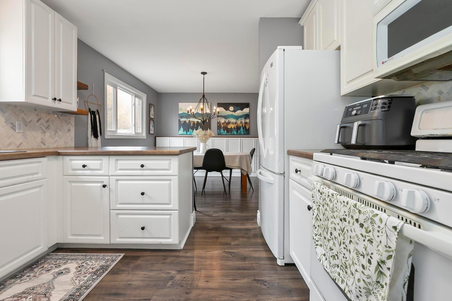 Photo 25 of 136 Glen Avenue, Sault Ste Marie, Ward 1 — HOMEH