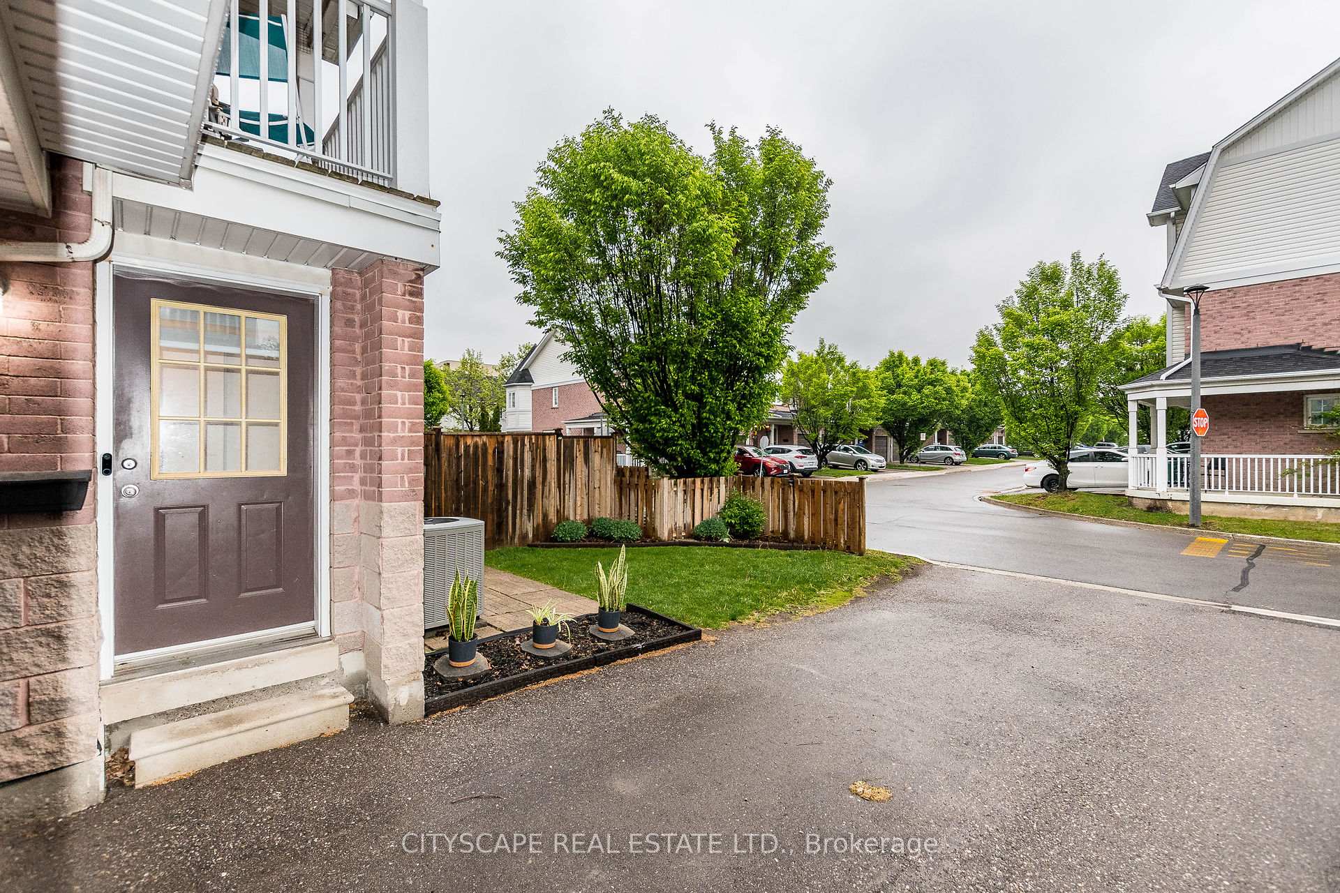 Photo 37 of Unit 39, 6830 Meadowvale Town Centre Circle, Mississauga, Meadowvale — HOMEH