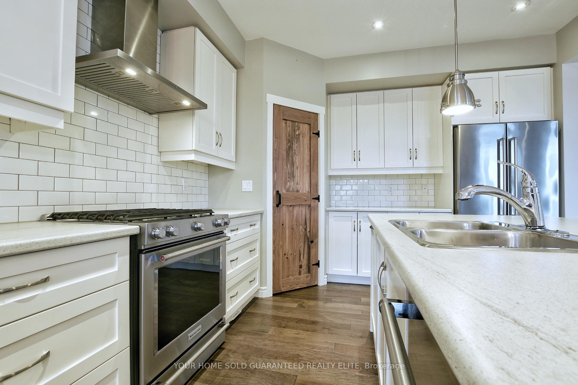 Photo 6 of Unit 5, 270 Main Street W, Grimsby, Grimsby West — HOMEH