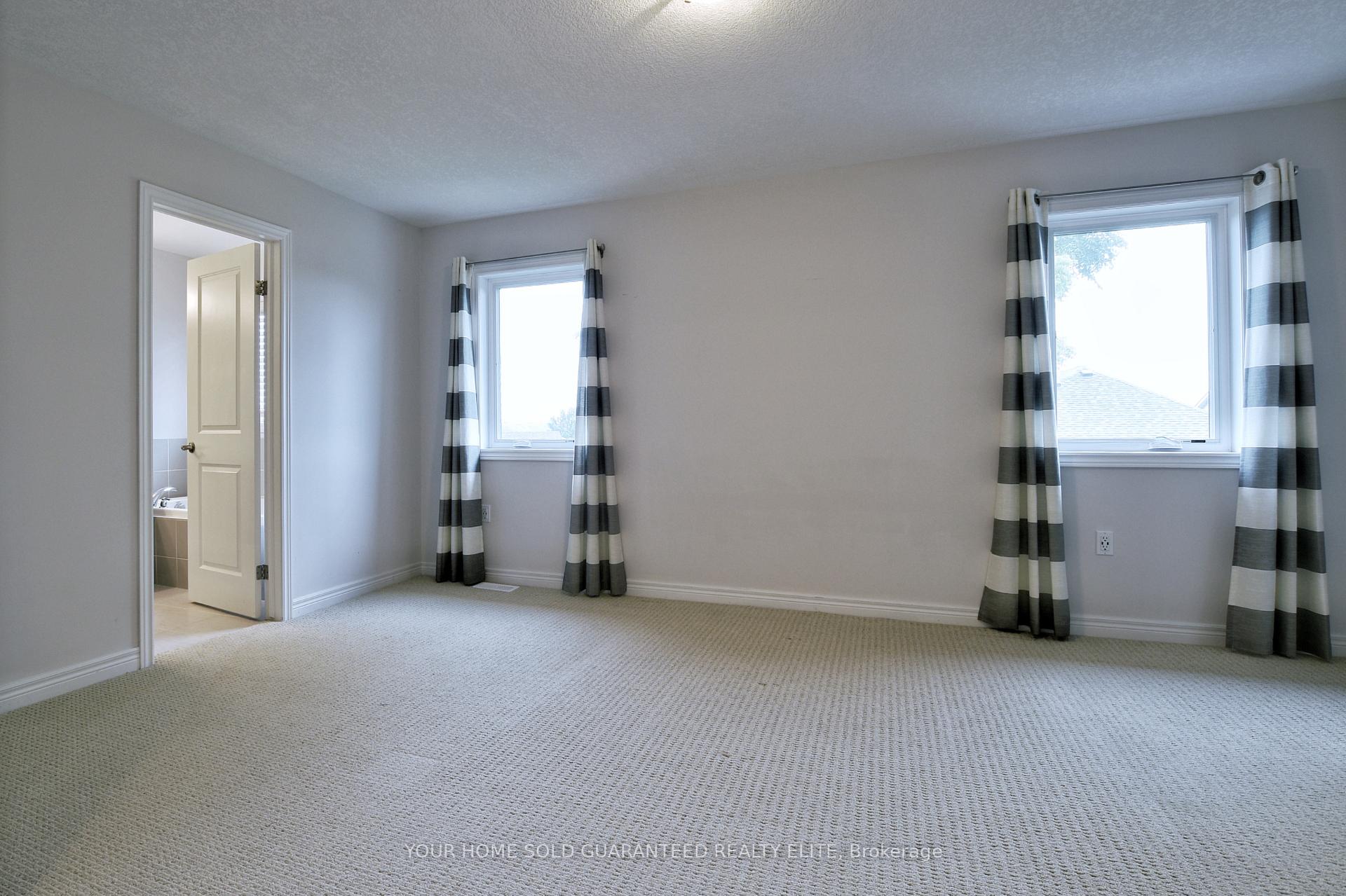 Photo 13 of Unit 5, 270 Main Street W, Grimsby, Grimsby West — HOMEH