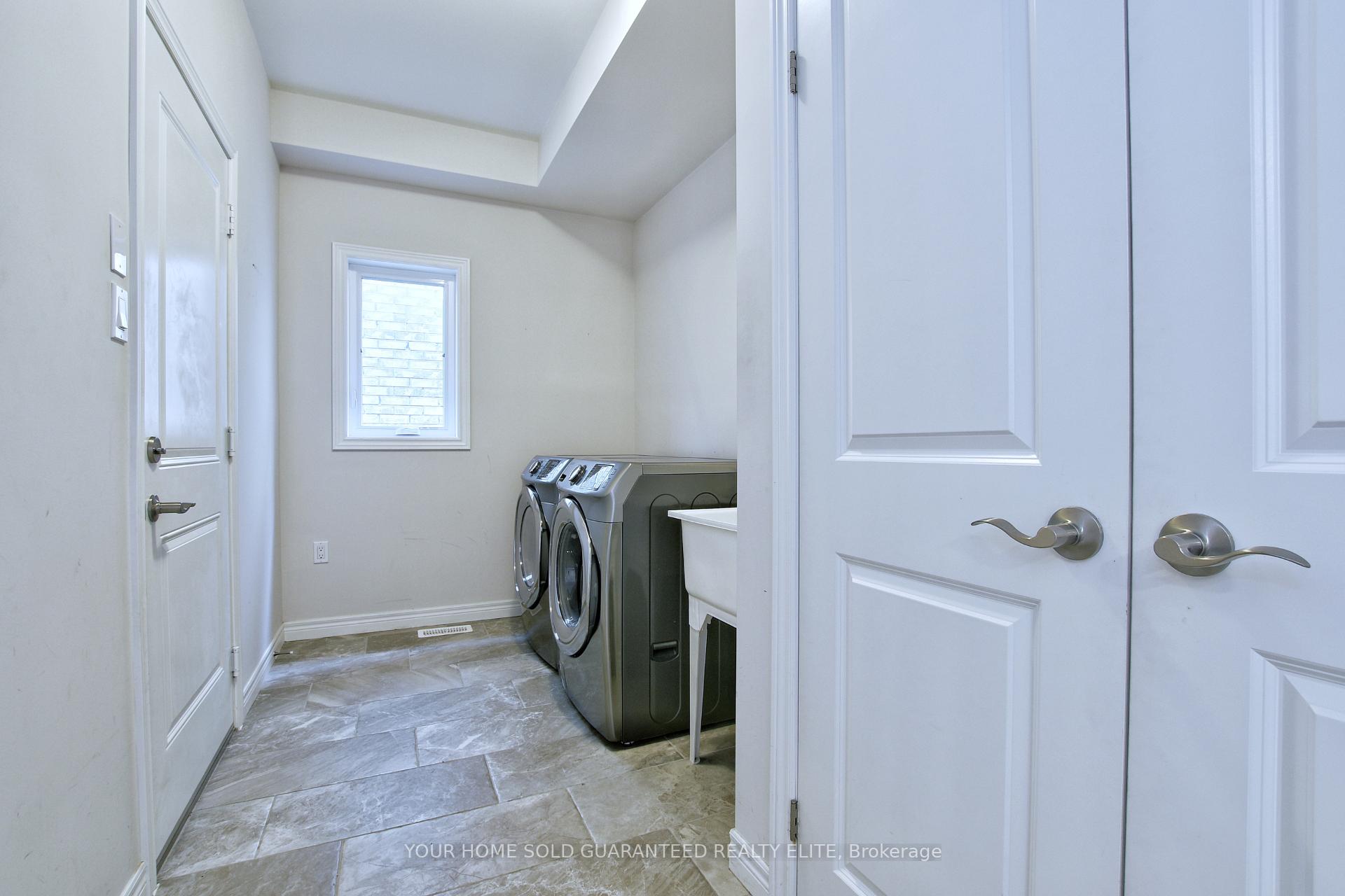 Photo 27 of Unit 5, 270 Main Street W, Grimsby, Grimsby West — HOMEH