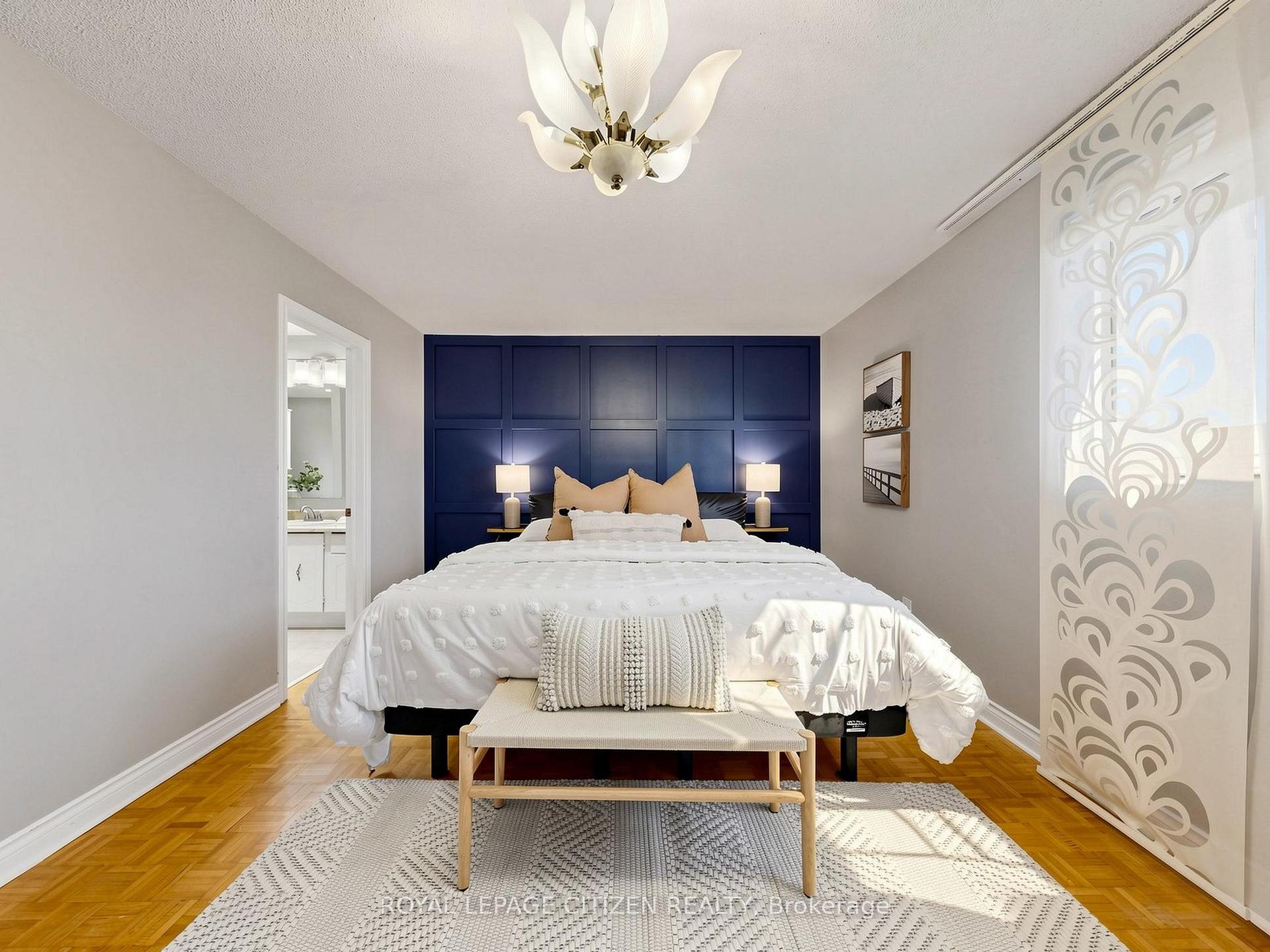 Photo 21 of 407 Forest Drive, Vaughan, West Woodbridge — HOMEH