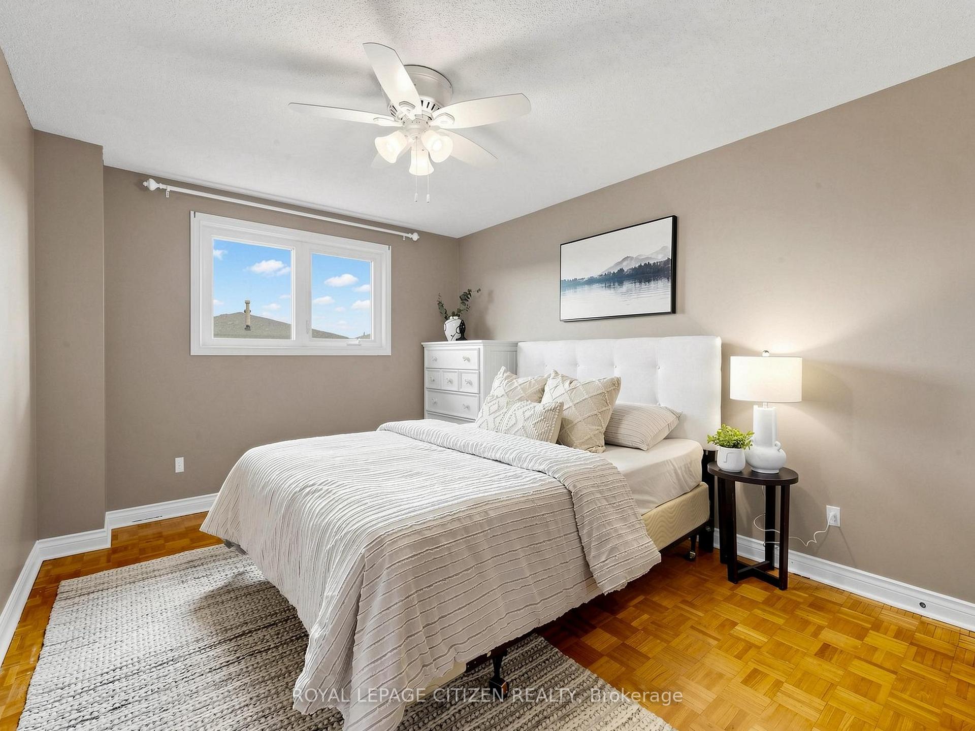 Photo 25 of 407 Forest Drive, Vaughan, West Woodbridge — HOMEH