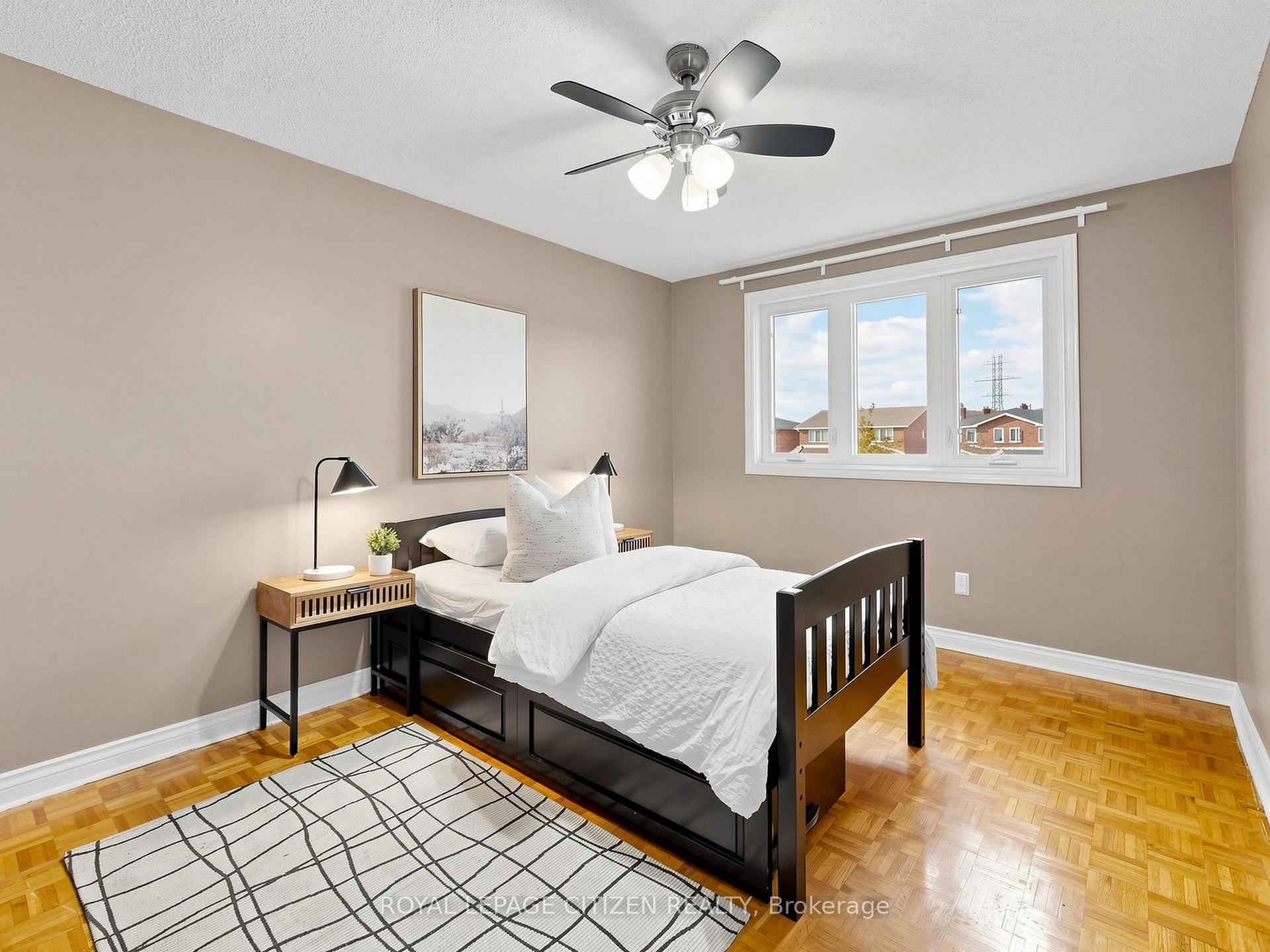 Photo 27 of 407 Forest Drive, Vaughan, West Woodbridge — HOMEH
