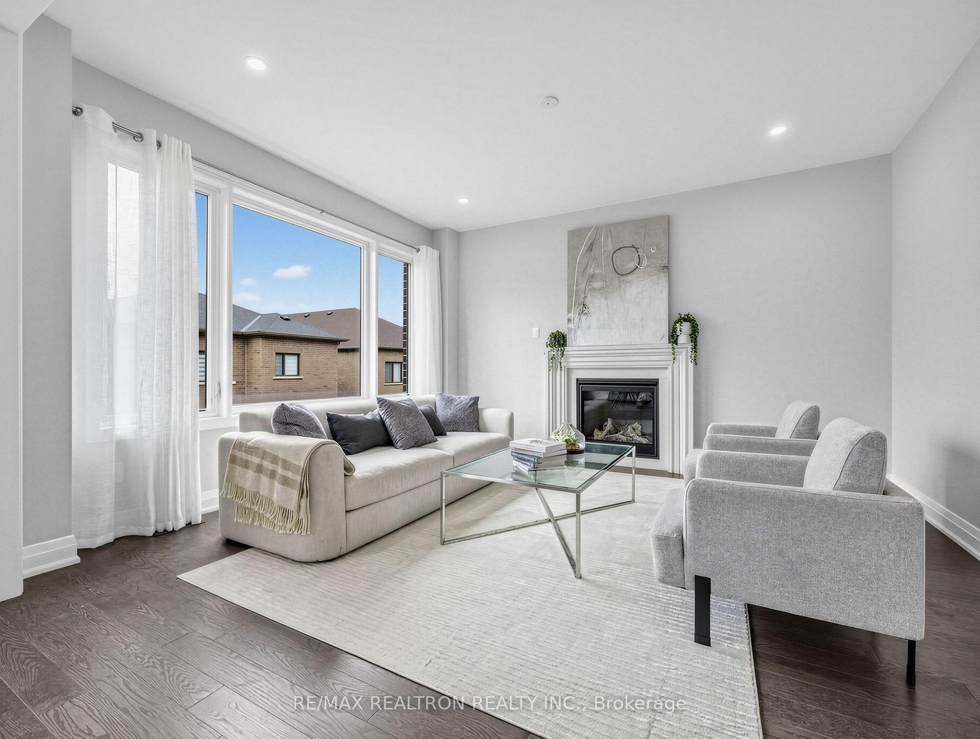 Photo 5 of 38 Periwinkle Road, Springwater, Midhurst — HOMEH