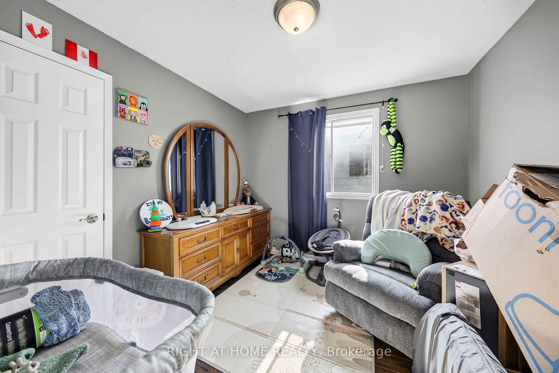 Photo 20 of 80 Garden Drive, Barrie, Allandale Heights — HOMEH