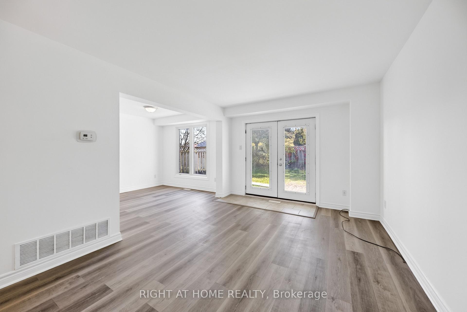 Photo 25 of 80 Garden Drive, Barrie, Allandale Heights — HOMEH