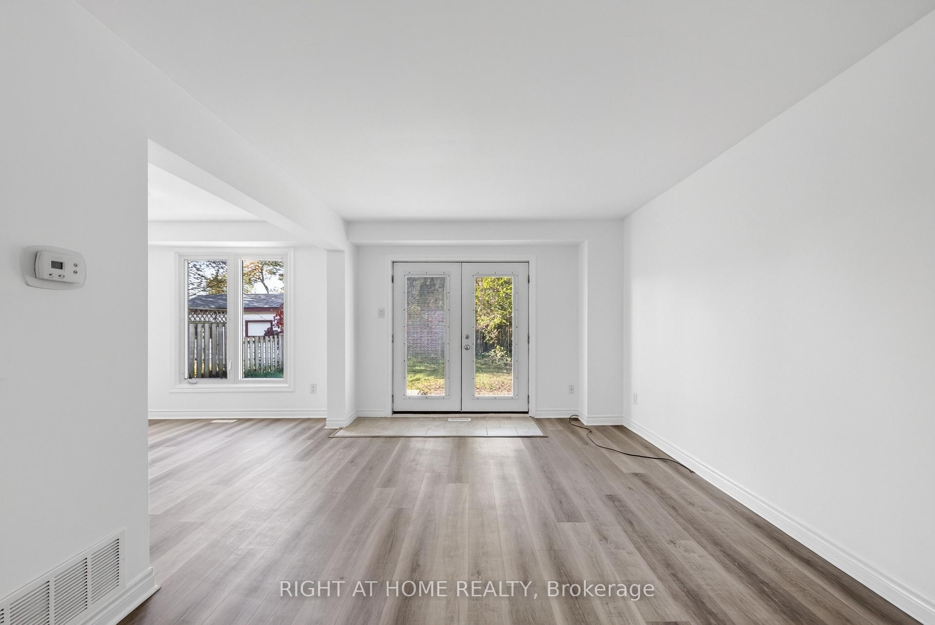 Photo 26 of 80 Garden Drive, Barrie, Allandale Heights — HOMEH