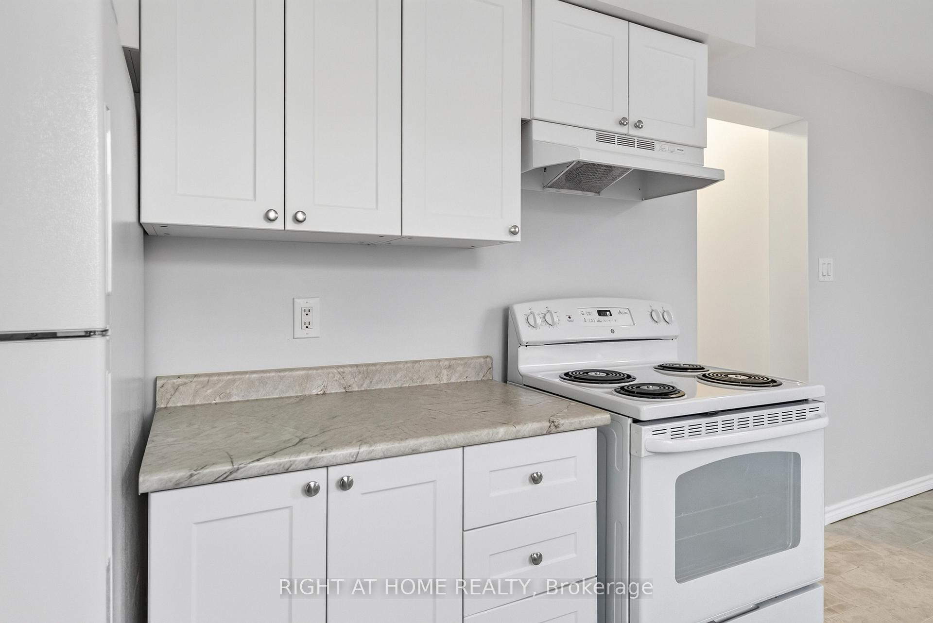 Photo 34 of 80 Garden Drive, Barrie, Allandale Heights — HOMEH