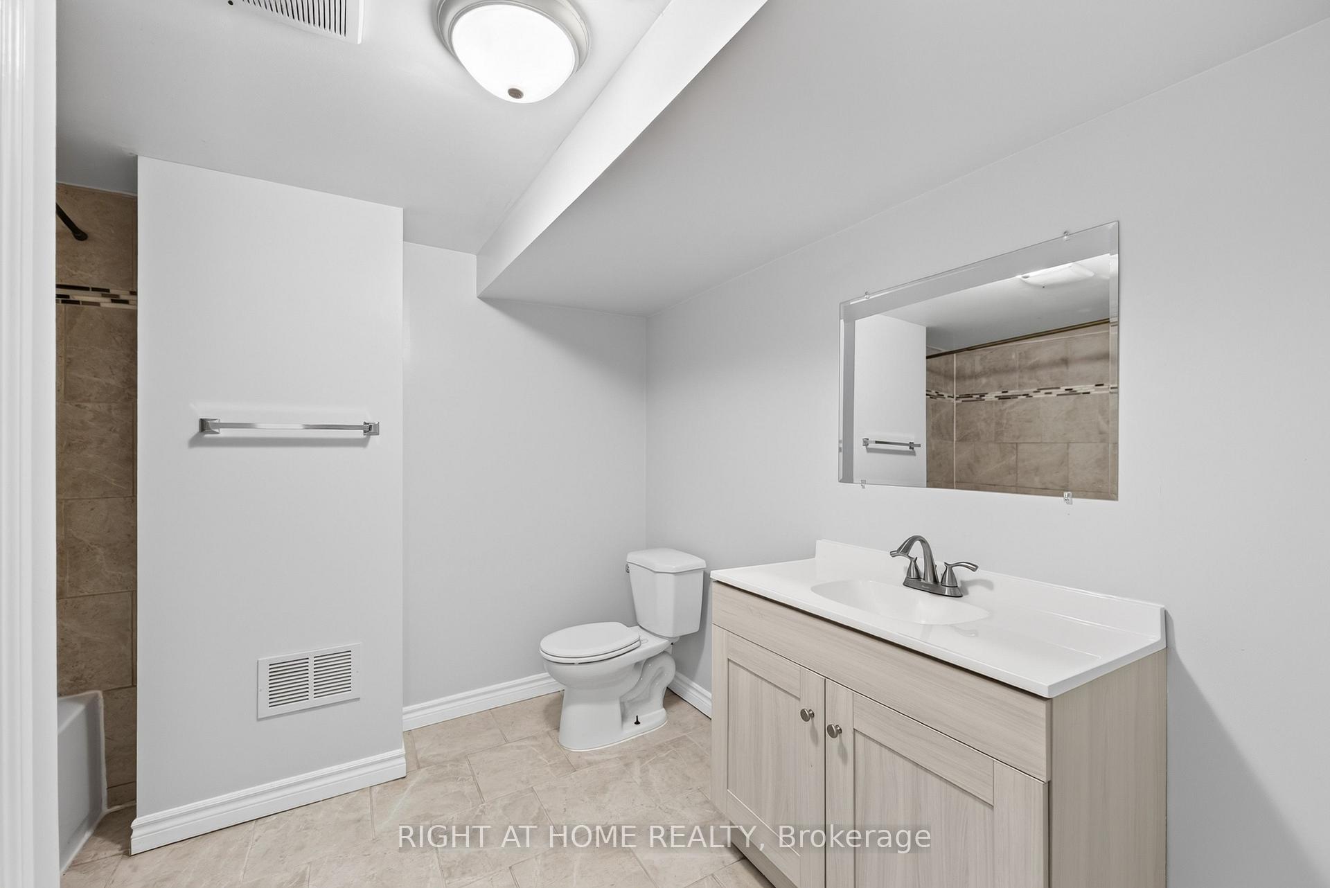 Photo 38 of 80 Garden Drive, Barrie, Allandale Heights — HOMEH