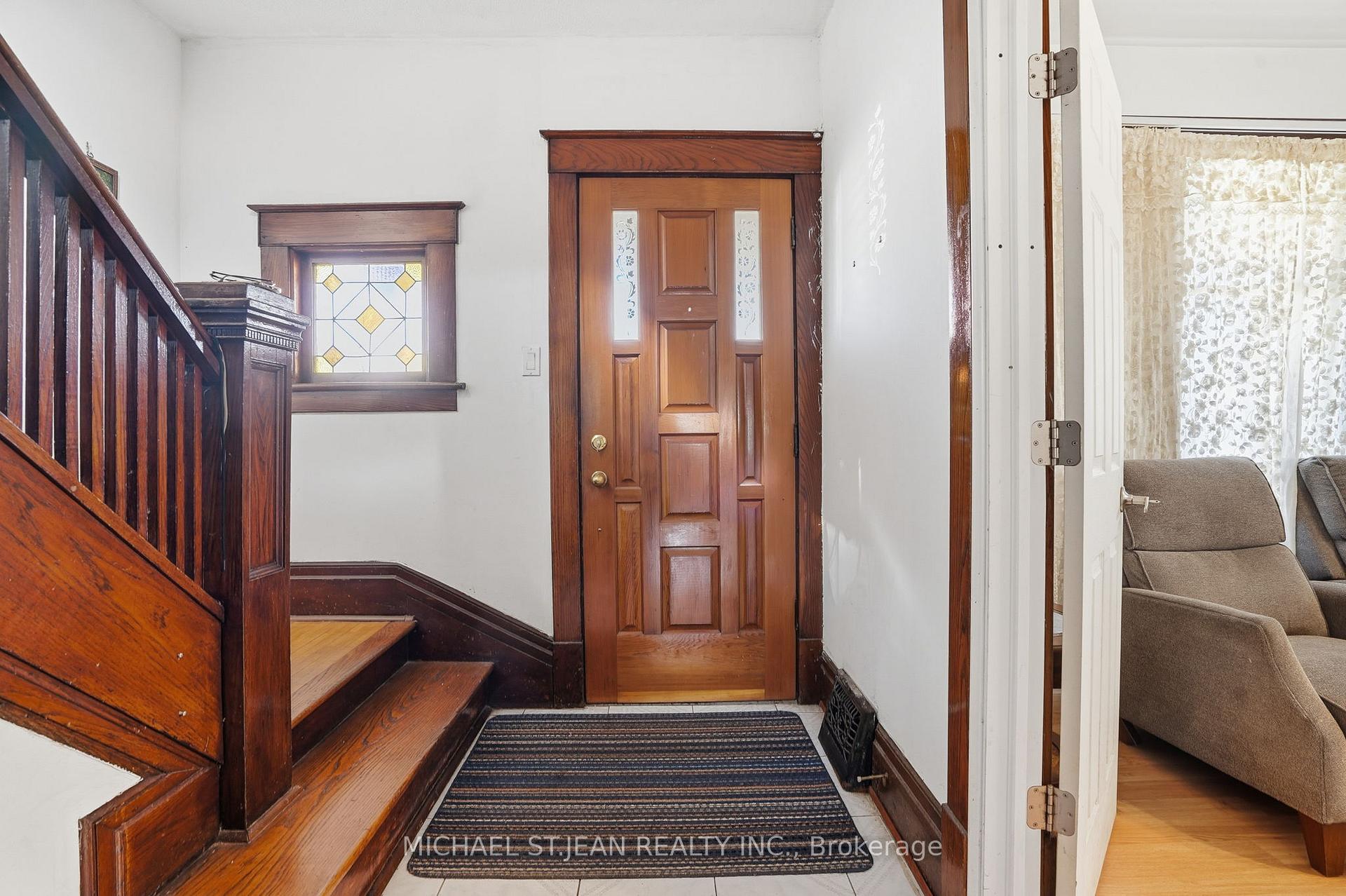 Photo 6 of 5128 Willmott Street, Niagara Falls, Cherrywood — HOMEH