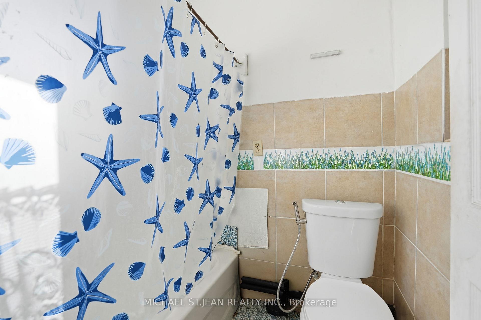 Photo 13 of 5128 Willmott Street, Niagara Falls, Cherrywood — HOMEH