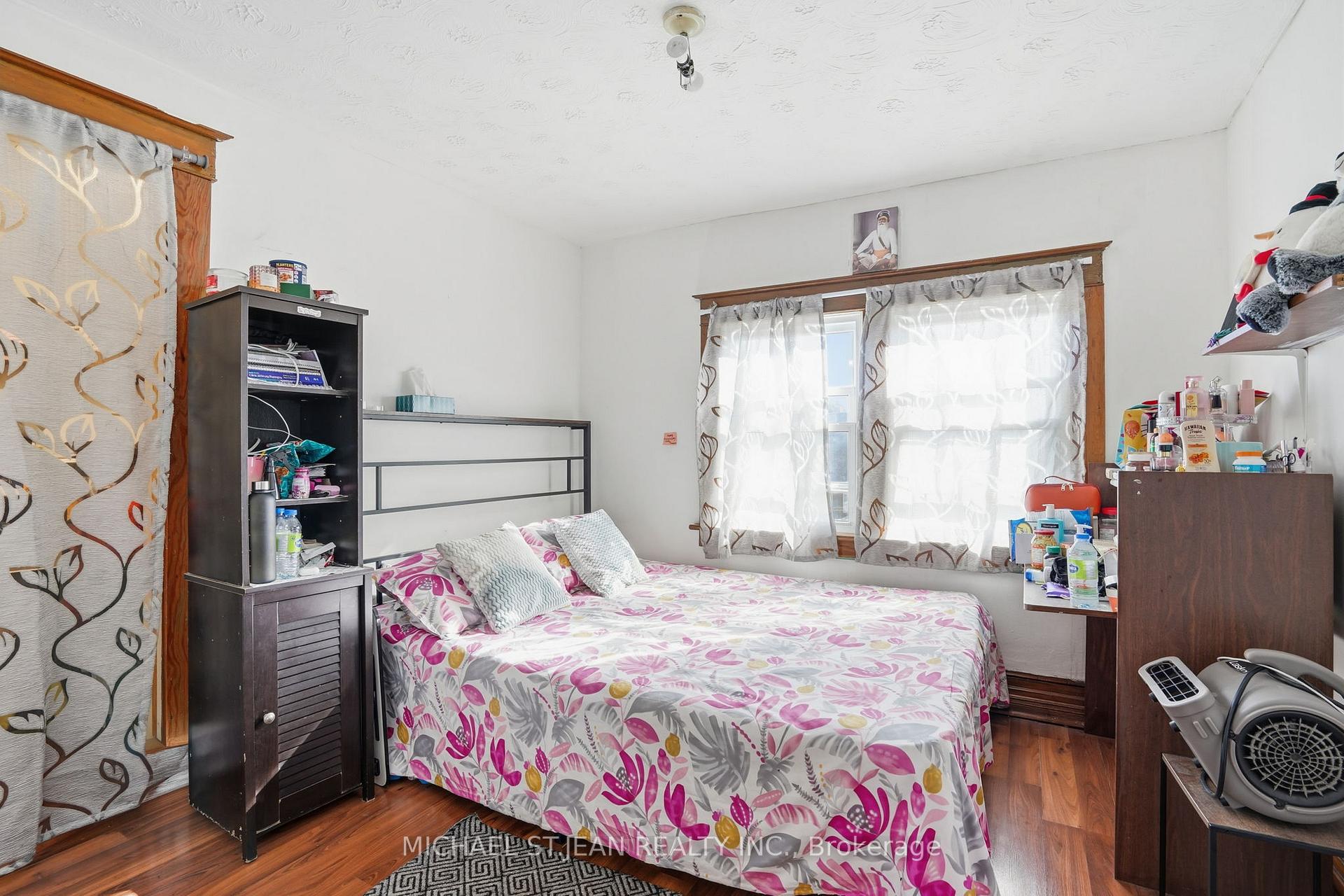 Photo 17 of 5128 Willmott Street, Niagara Falls, Cherrywood — HOMEH