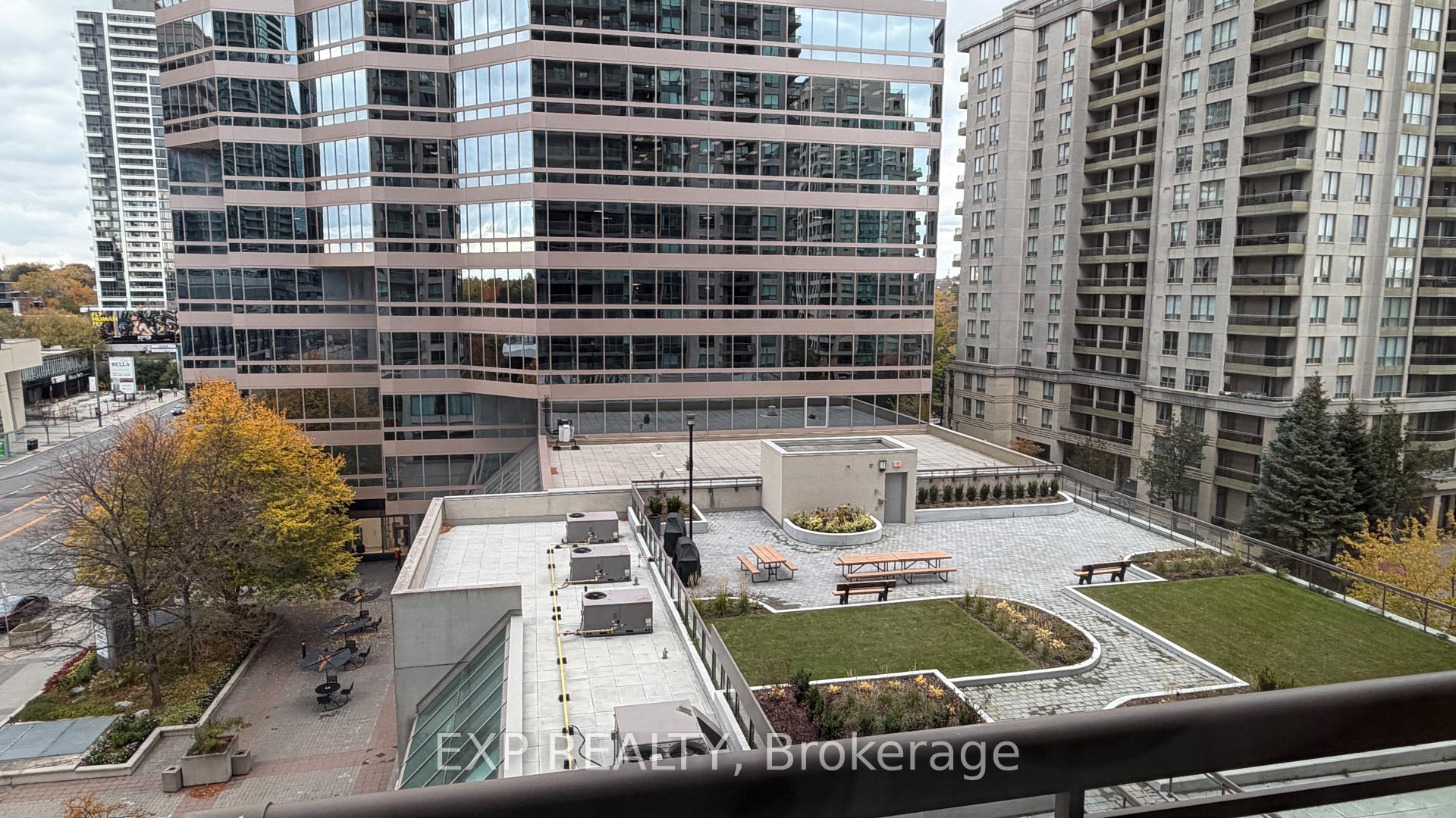 Photo 1 of Unit 716, 18 Parkview Avenue, North York, Willowdale East — HOMEH