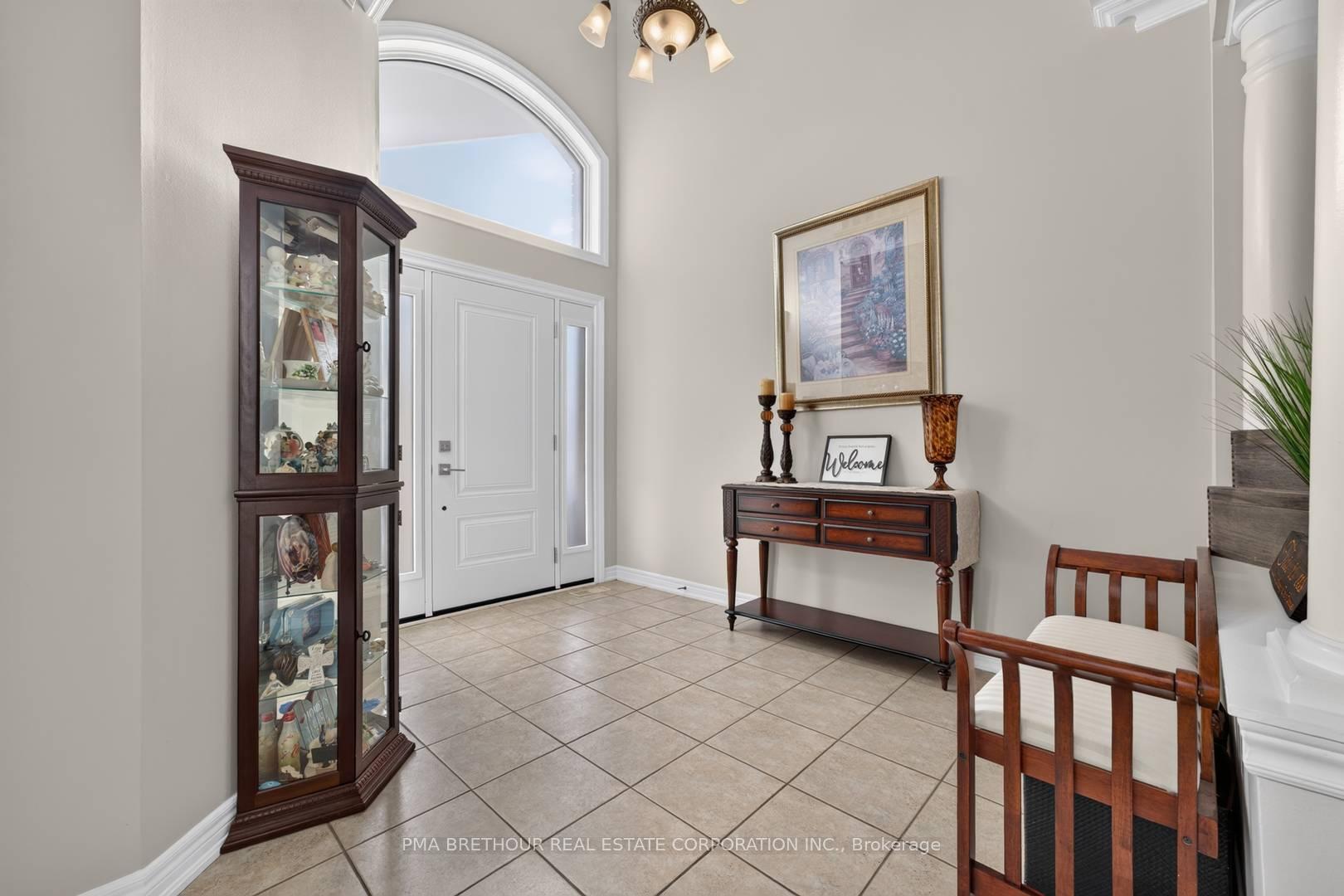 Photo 3 of 70 Castillian Drive, Vaughan, Sonoma Heights — HOMEH