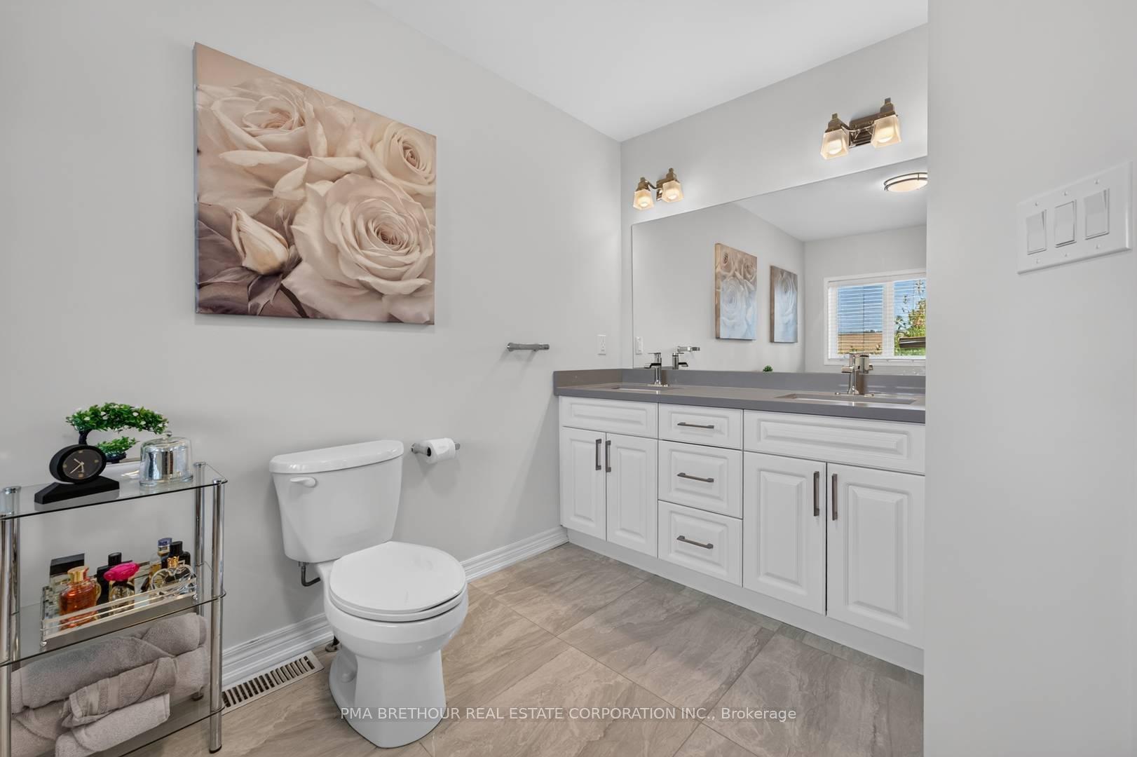 Photo 12 of 70 Castillian Drive, Vaughan, Sonoma Heights — HOMEH