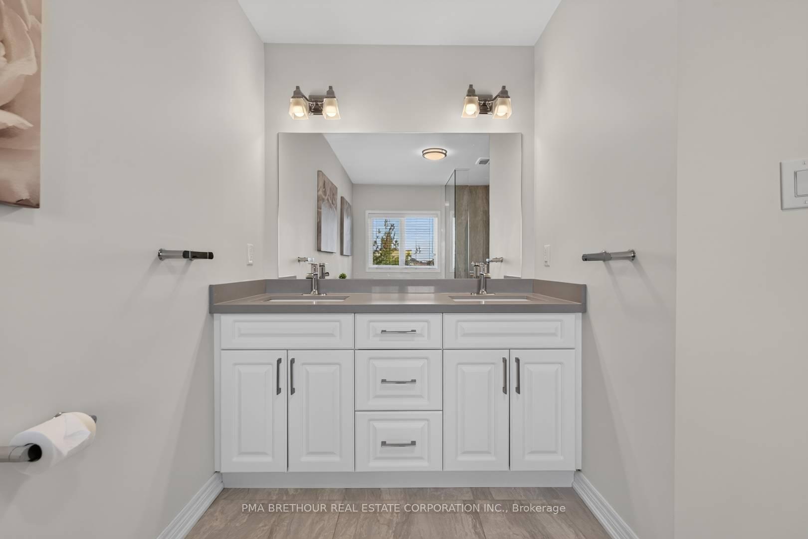 Photo 13 of 70 Castillian Drive, Vaughan, Sonoma Heights — HOMEH