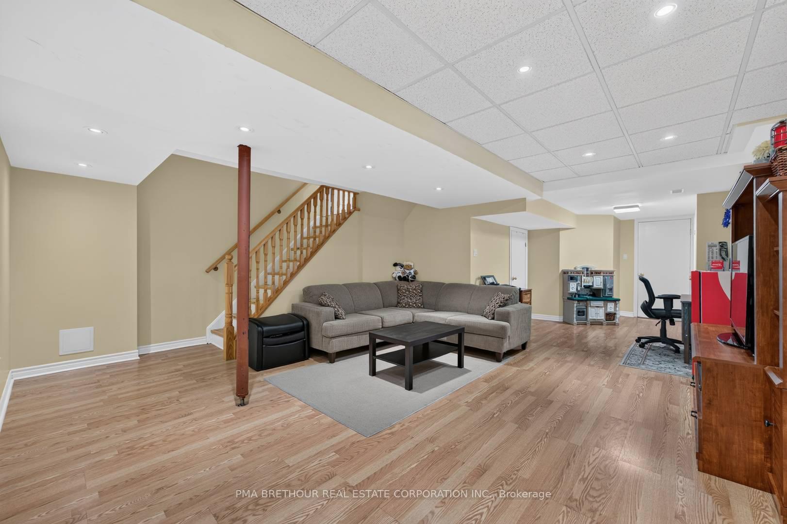 Photo 20 of 70 Castillian Drive, Vaughan, Sonoma Heights — HOMEH