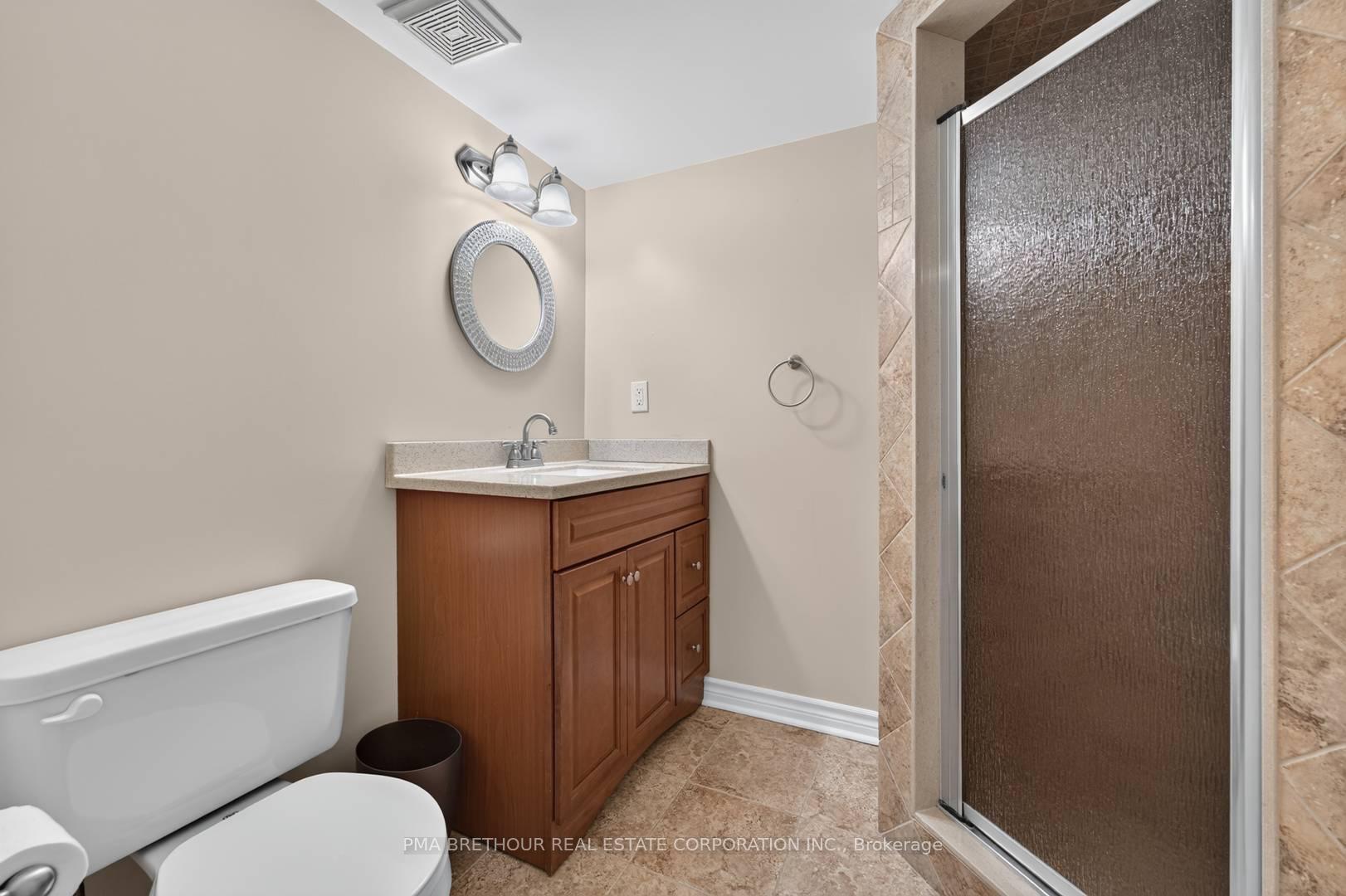 Photo 23 of 70 Castillian Drive, Vaughan, Sonoma Heights — HOMEH