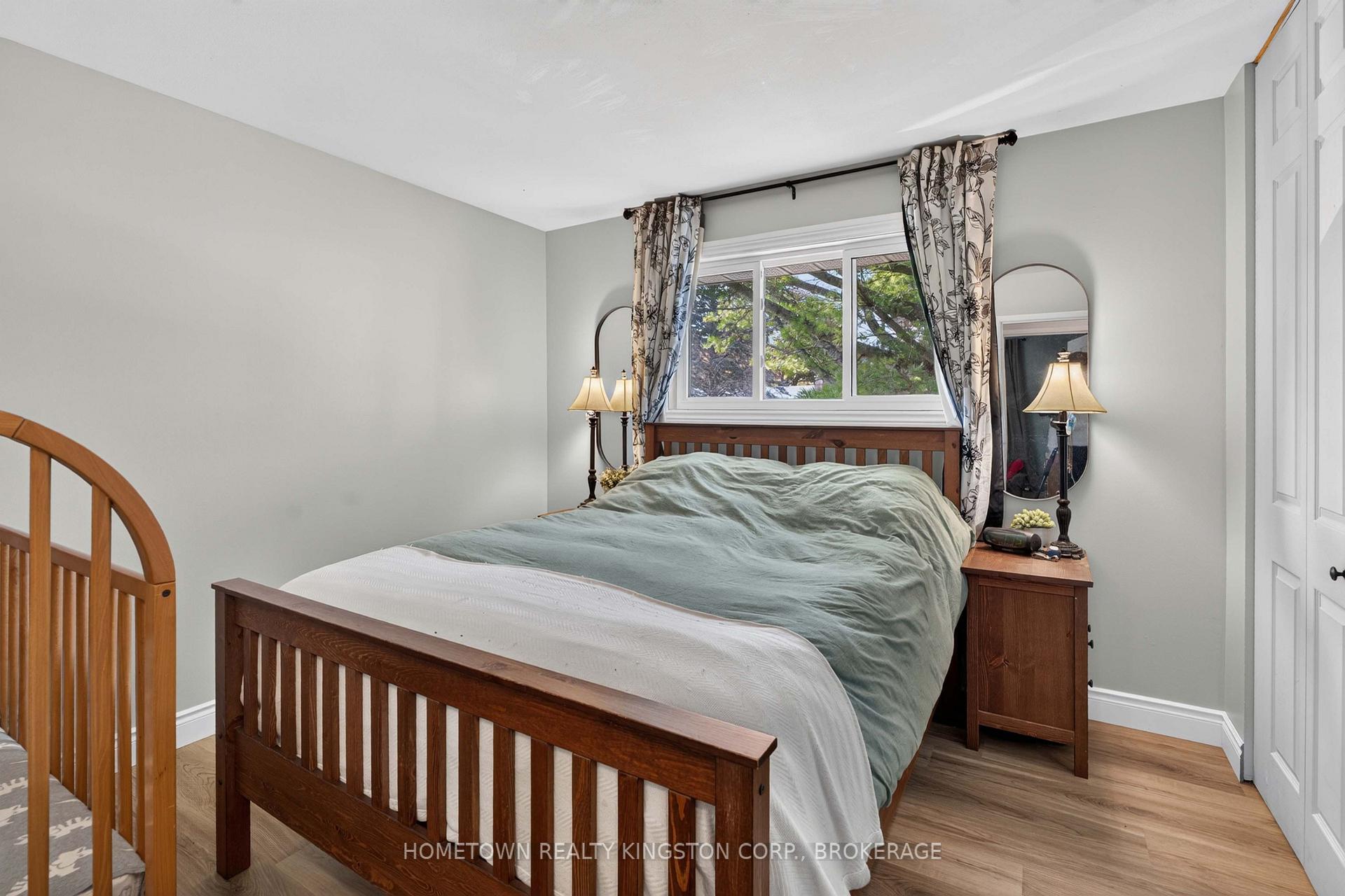 Photo 21 of 192 Camberley Crescent, Kingston, City SouthWest — HOMEH
