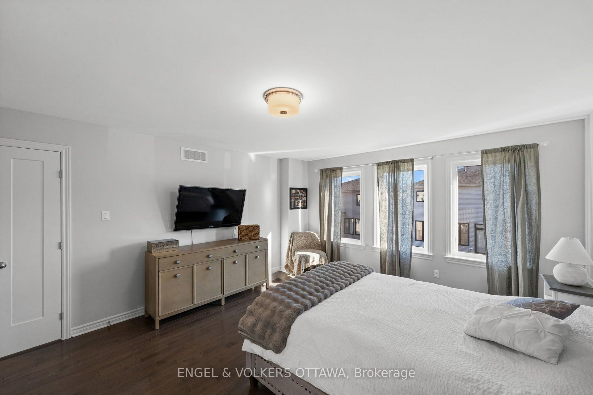Photo 19 of 633 Moonflower Crescent, Ottawa, Blossom Park/Kemp Park/Findlay Creek — HOMEH