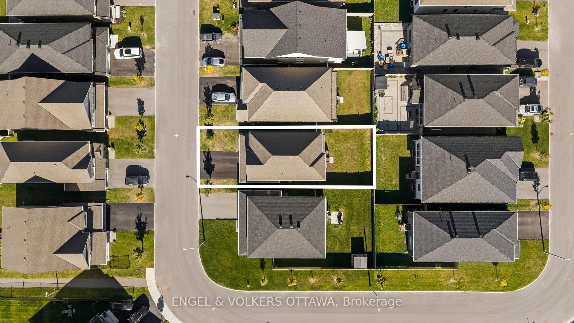 Photo 32 of 633 Moonflower Crescent, Ottawa, Blossom Park/Kemp Park/Findlay Creek — HOMEH