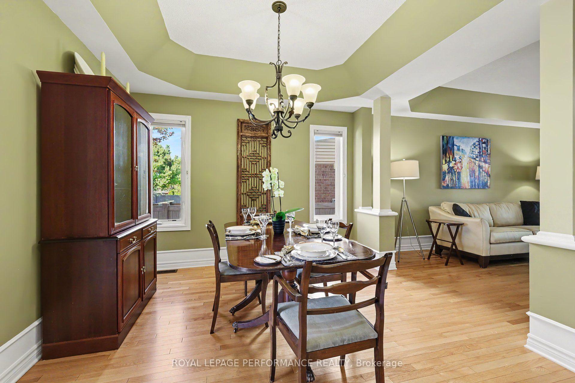 Photo 5 of 1033 Red Spruce Street, Ottawa, Riverside South/Gloucester Glen — HOMEH
