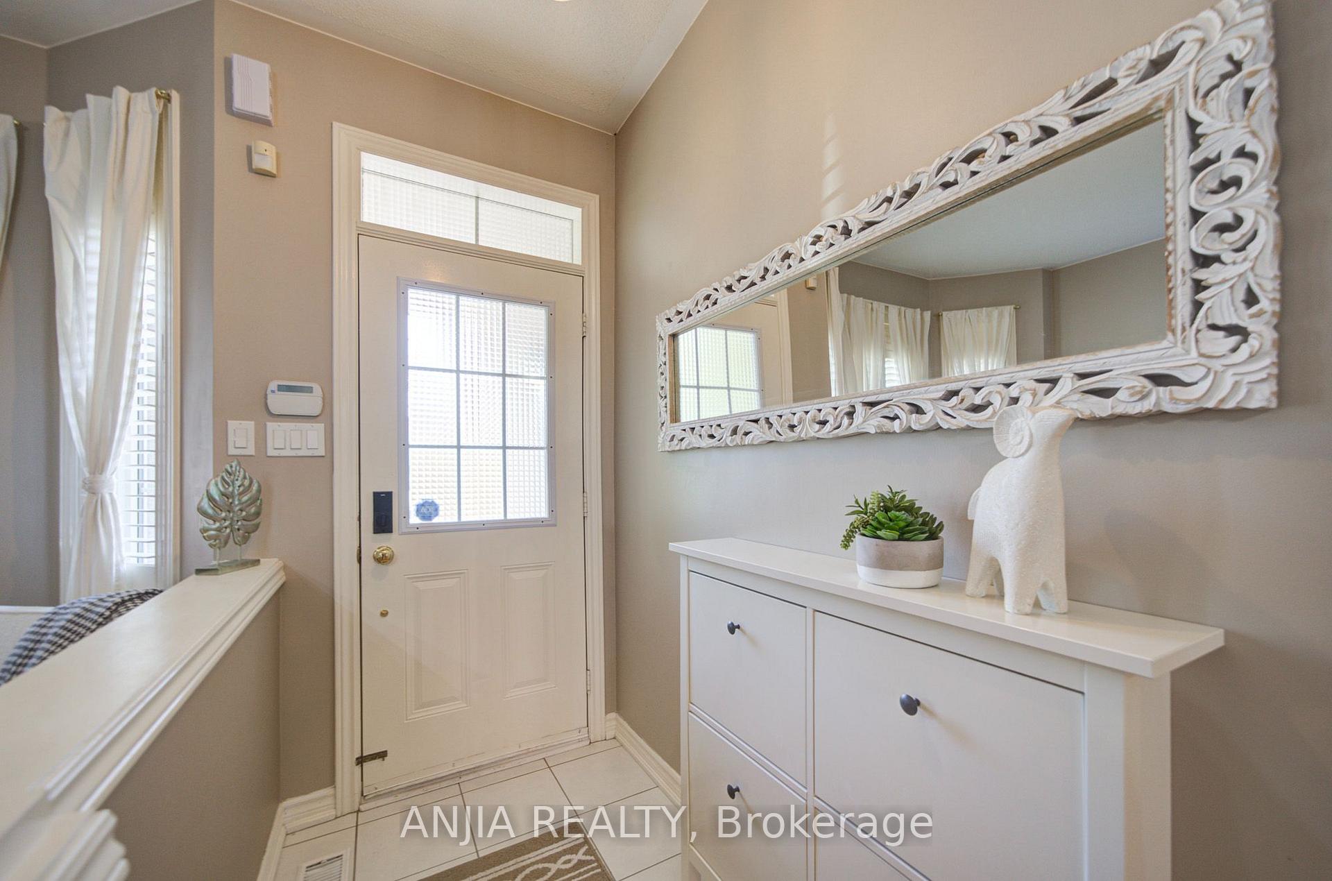 Photo 4 of 316 Mingay Avenue, Markham, Wismer — HOMEH
