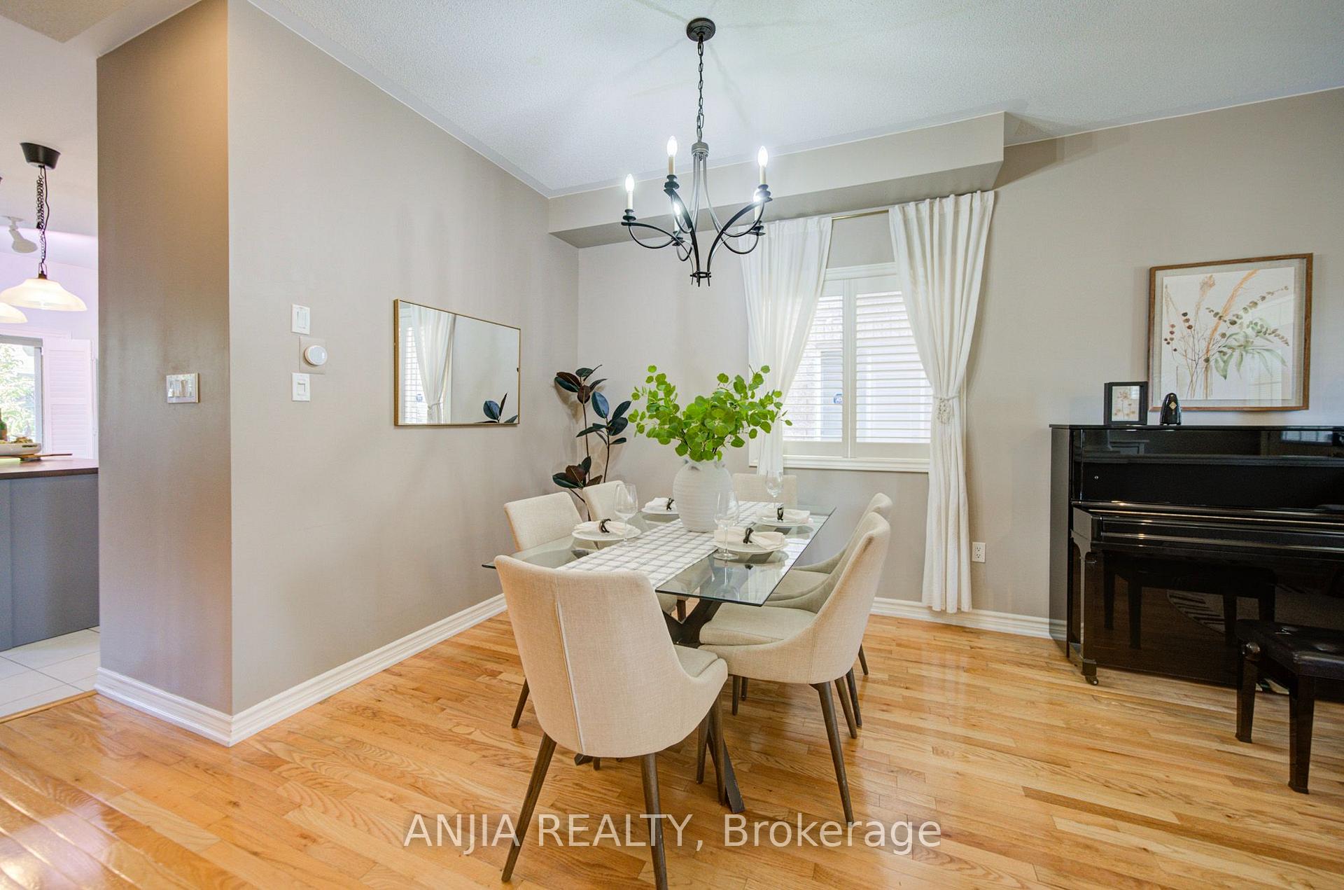 Photo 10 of 316 Mingay Avenue, Markham, Wismer — HOMEH