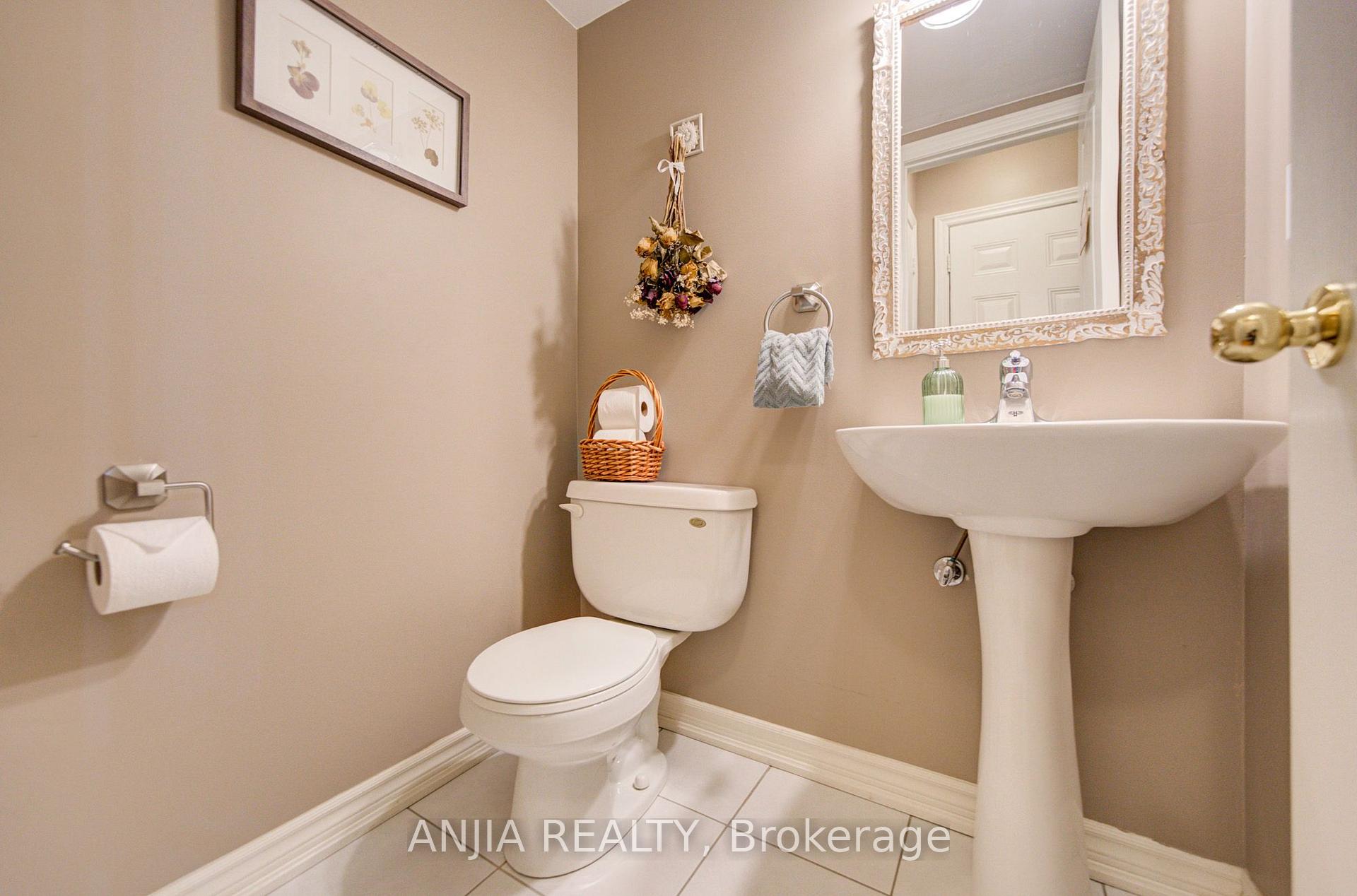 Photo 16 of 316 Mingay Avenue, Markham, Wismer — HOMEH