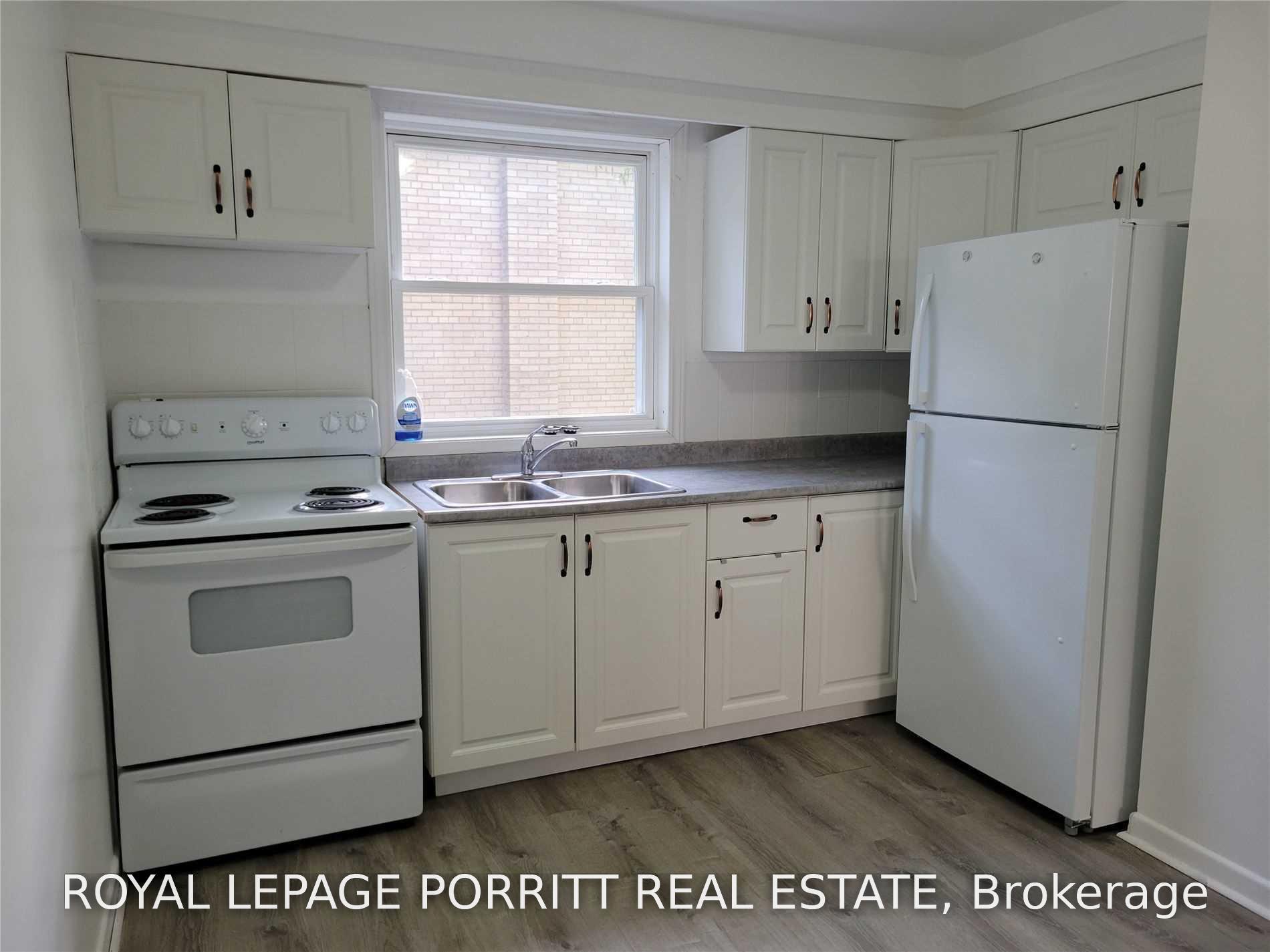 Photo 2 of Unit 2, 462 Horner Avenue, Etobicoke, Alderwood — HOMEH