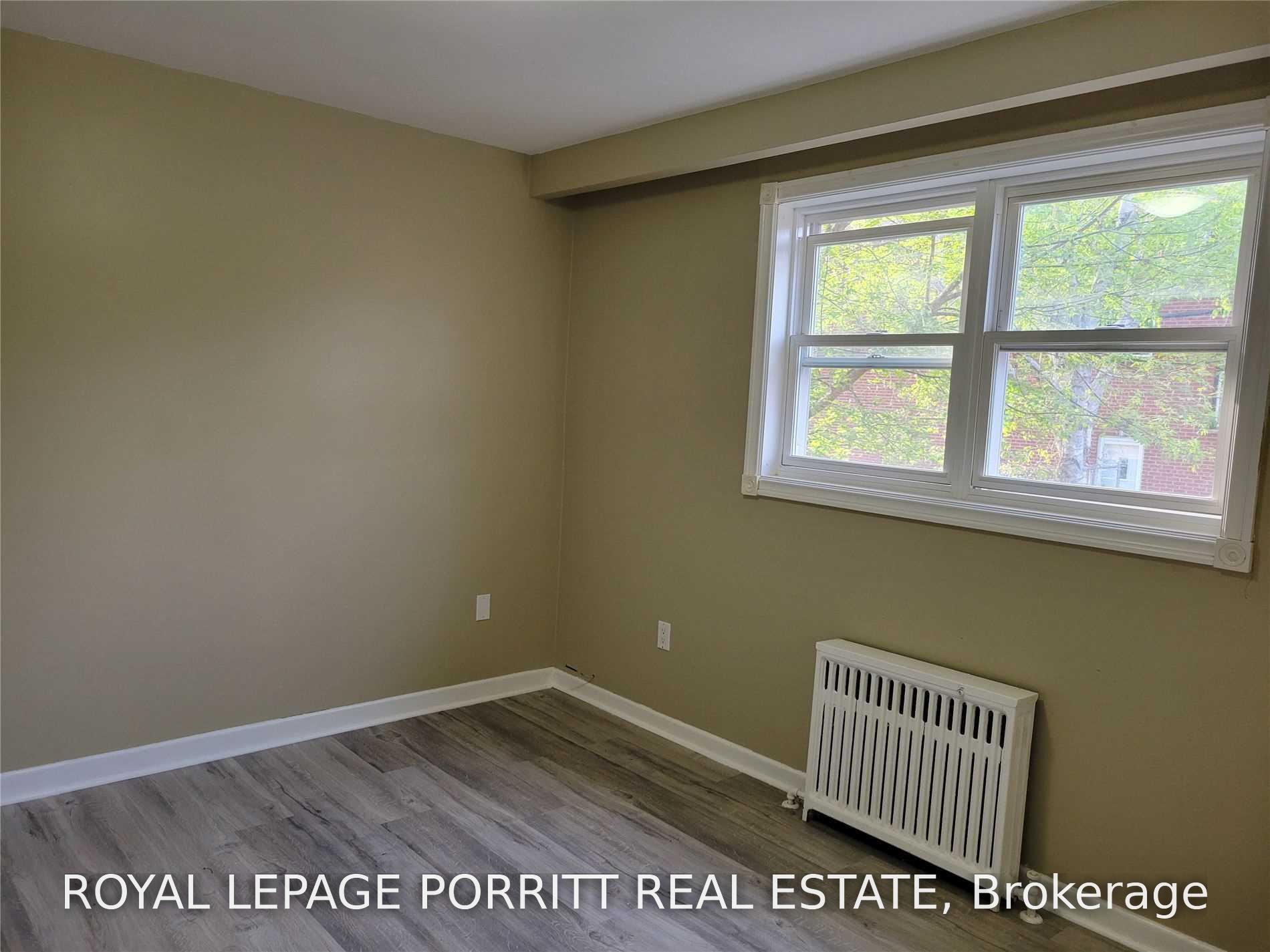 Photo 5 of Unit 2, 462 Horner Avenue, Etobicoke, Alderwood — HOMEH