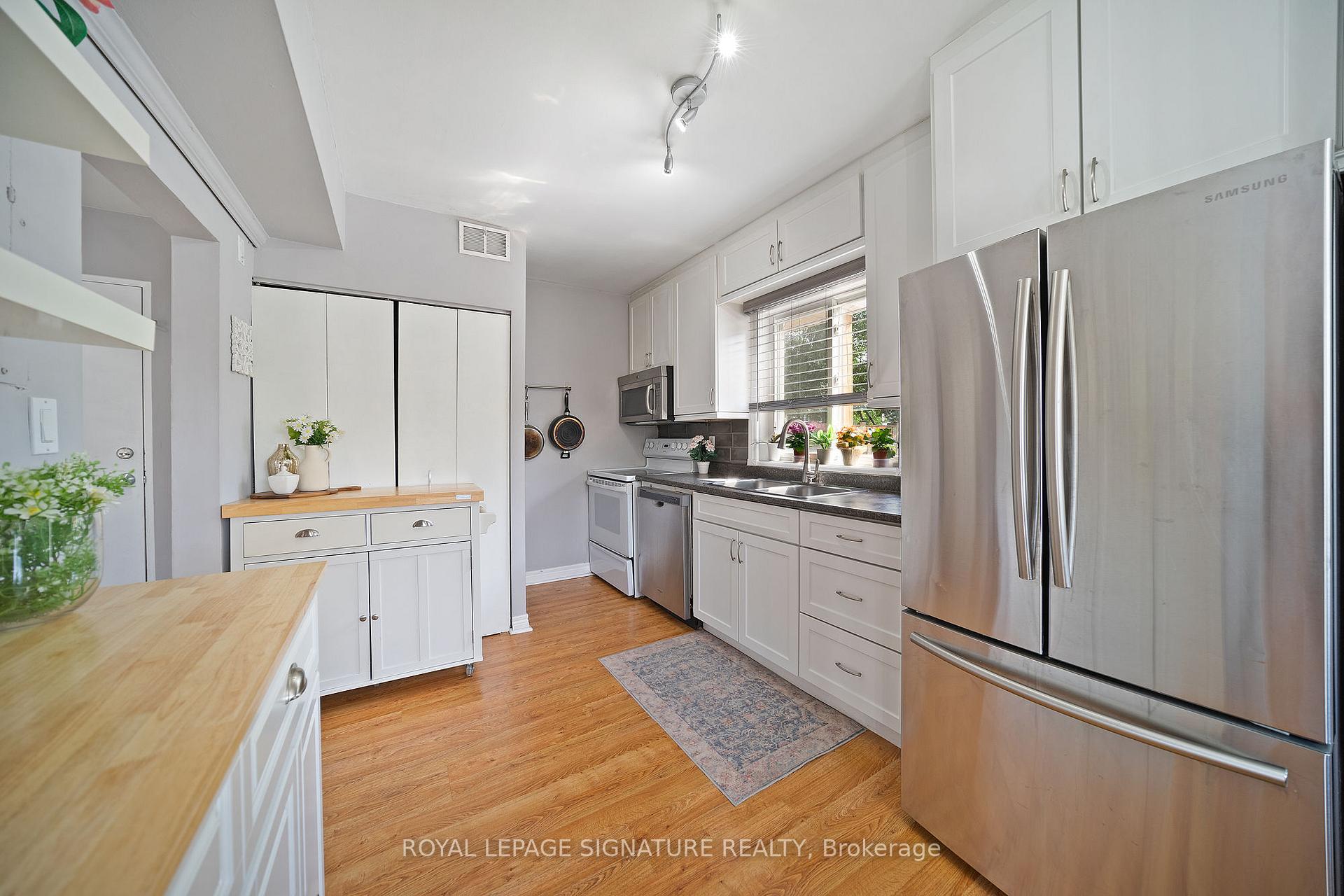 Photo 2 of Unit 2, 2027 Bluefields Drive, Burlington, Mountainside — HOMEH